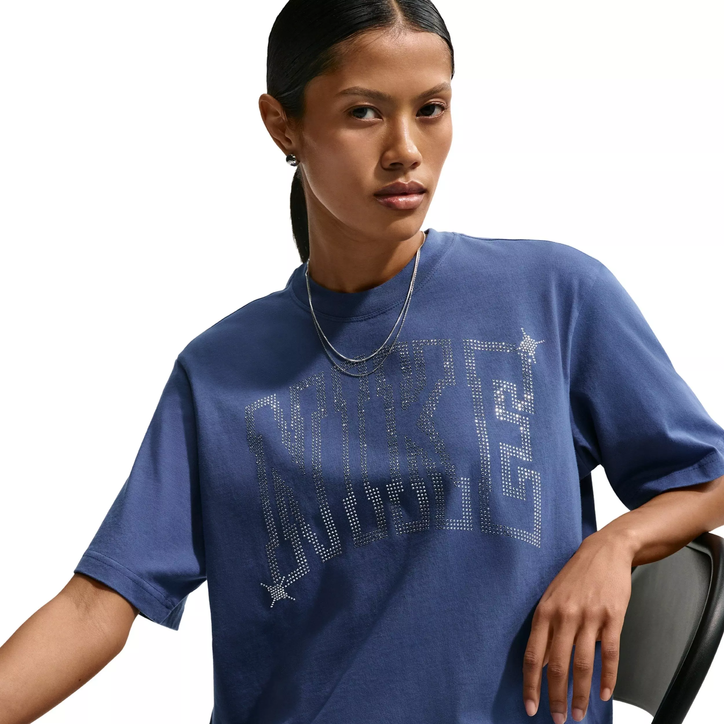 Nike Women's Sportswear Classic Loose T-Shirt - Navy - NAVY