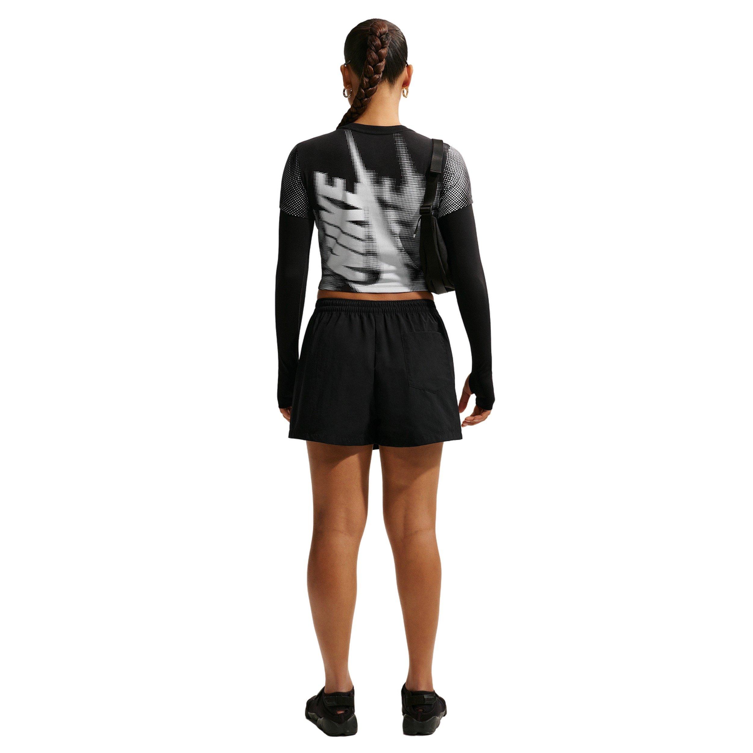 Nike Women's Sportswear Chill Knit Slim Cropped T-Shirt - BLACK Thumbnail View 5
