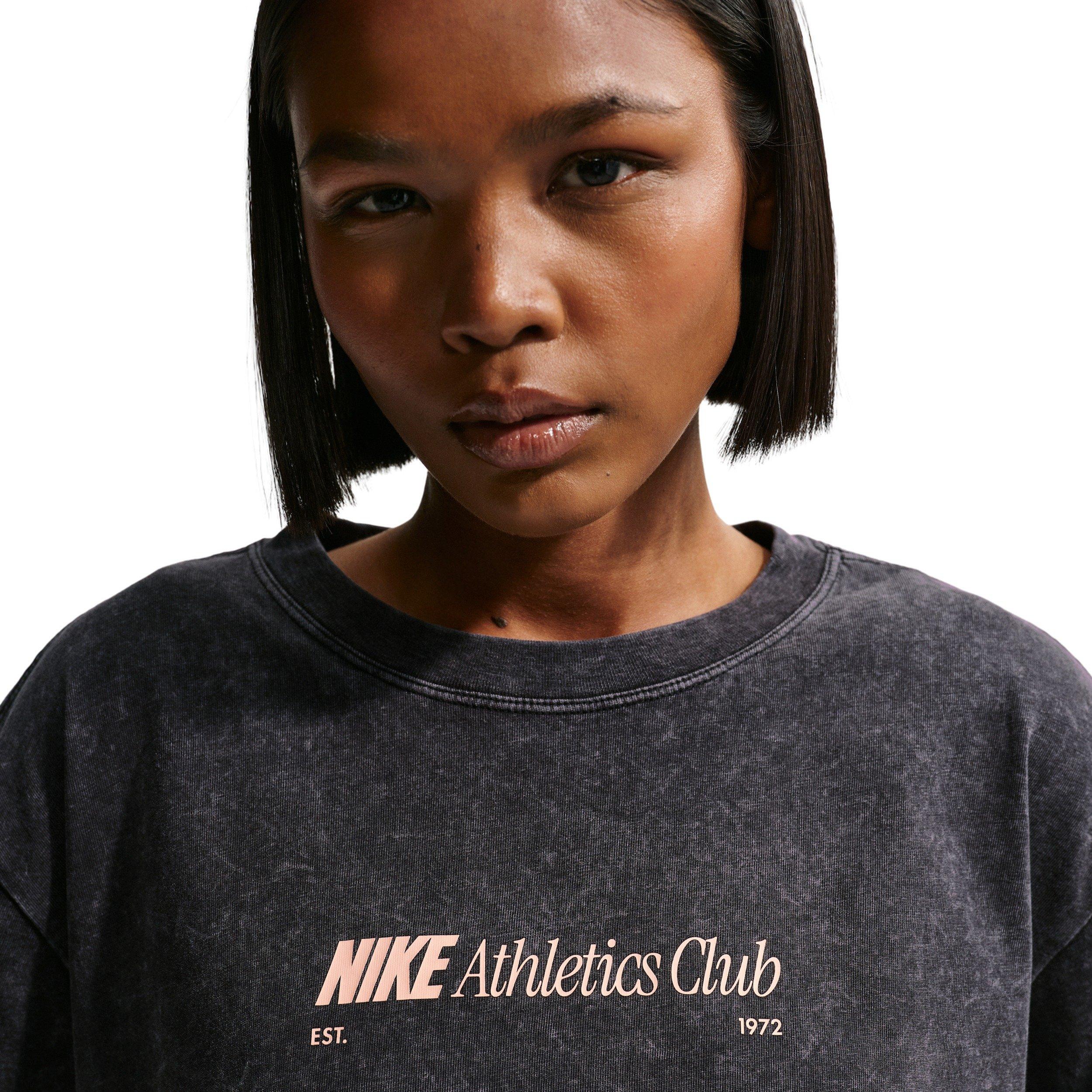 Nike Women's Sportswear Classic Athletics Club Oversized T-Shirt - BLACK Thumbnail View 3