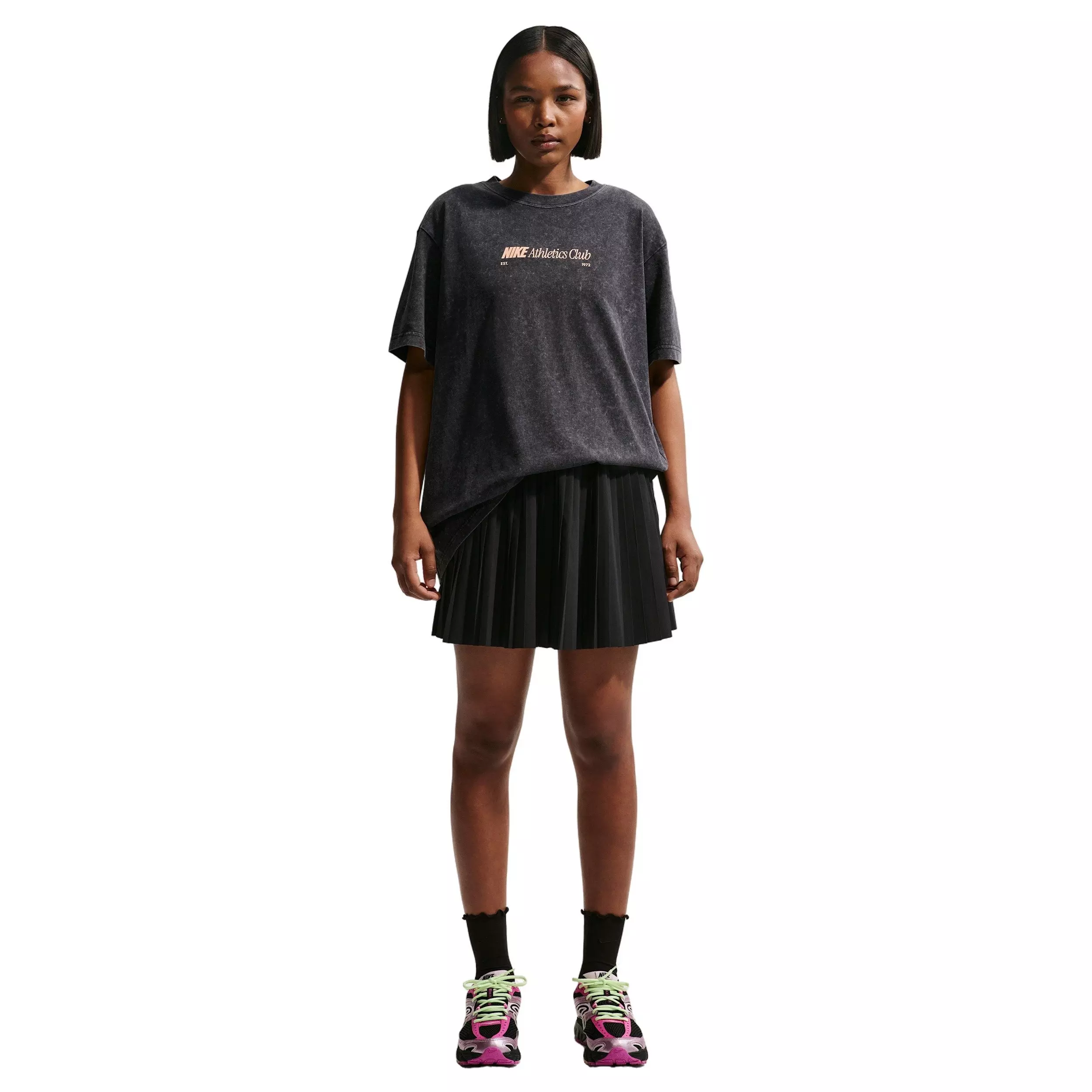 Nike Women's Sportswear Classic Oversized T-Shirt - BLACK