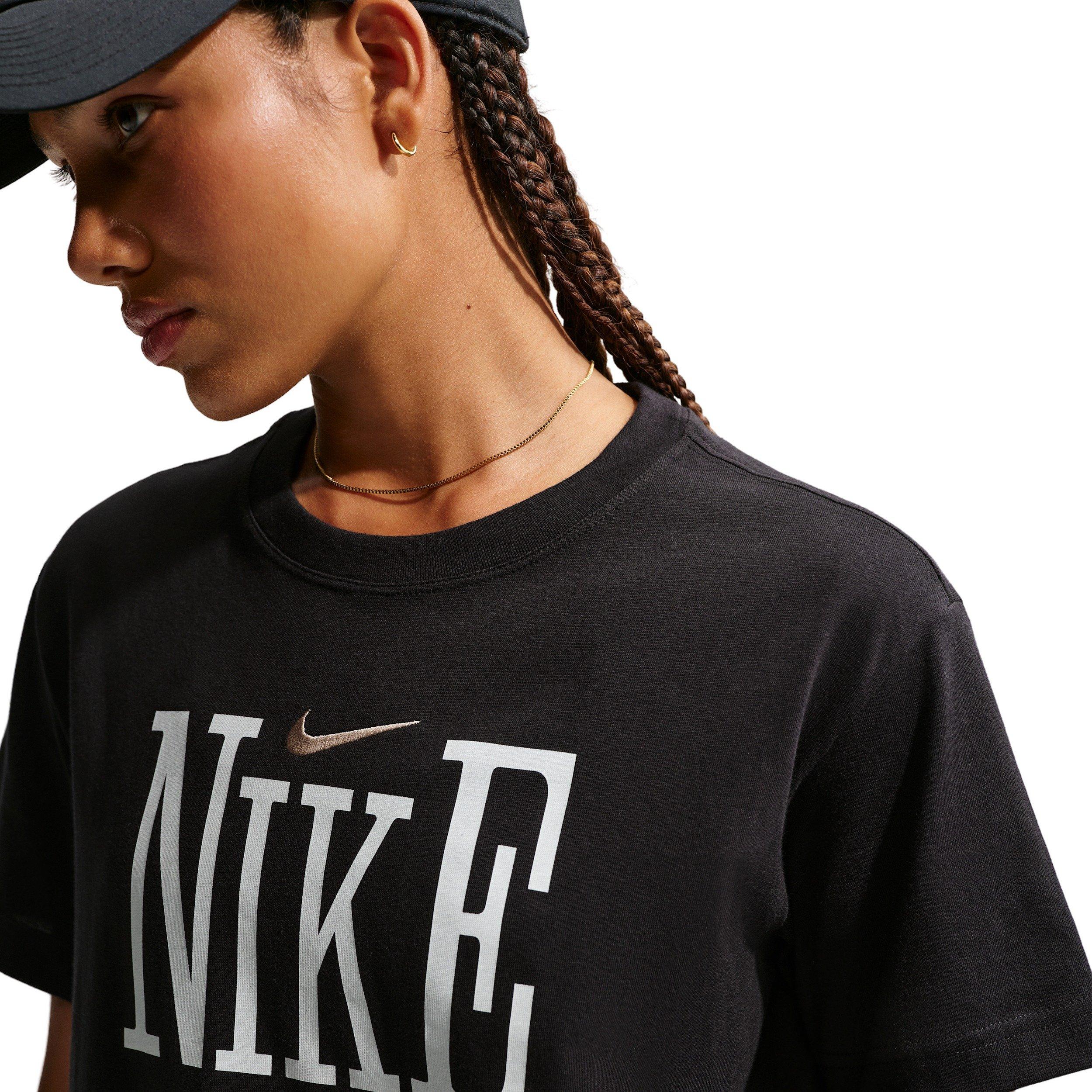 Nike Women's Sportswear Classic Oversized T-Shirt - BLACK Thumbnail View 3