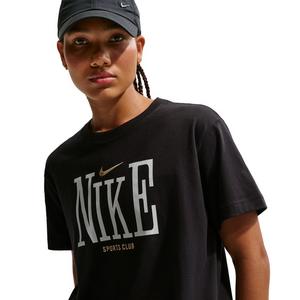 Nike Women's Sportswear Classic Oversized T-Shirt