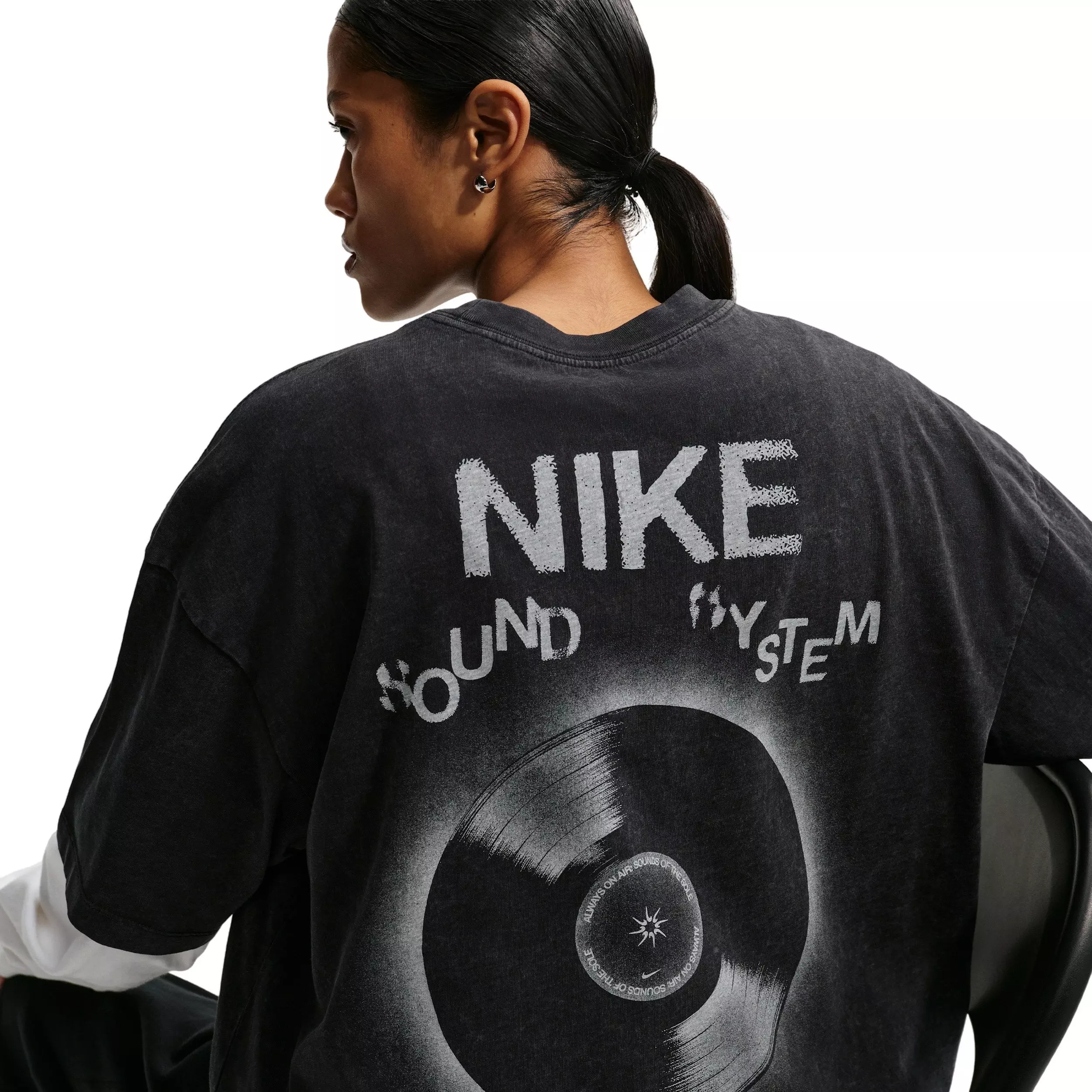 Nike Women's Sportswear Classic Oversized T-Shirt - BLACK
