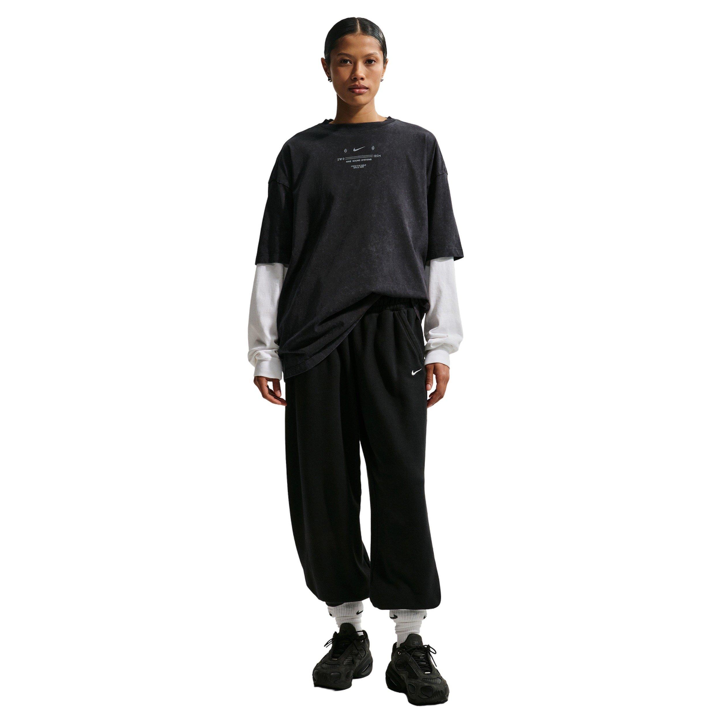 Nike Women's Sportswear Classic Oversized T-Shirt - BLACK Thumbnail View 4