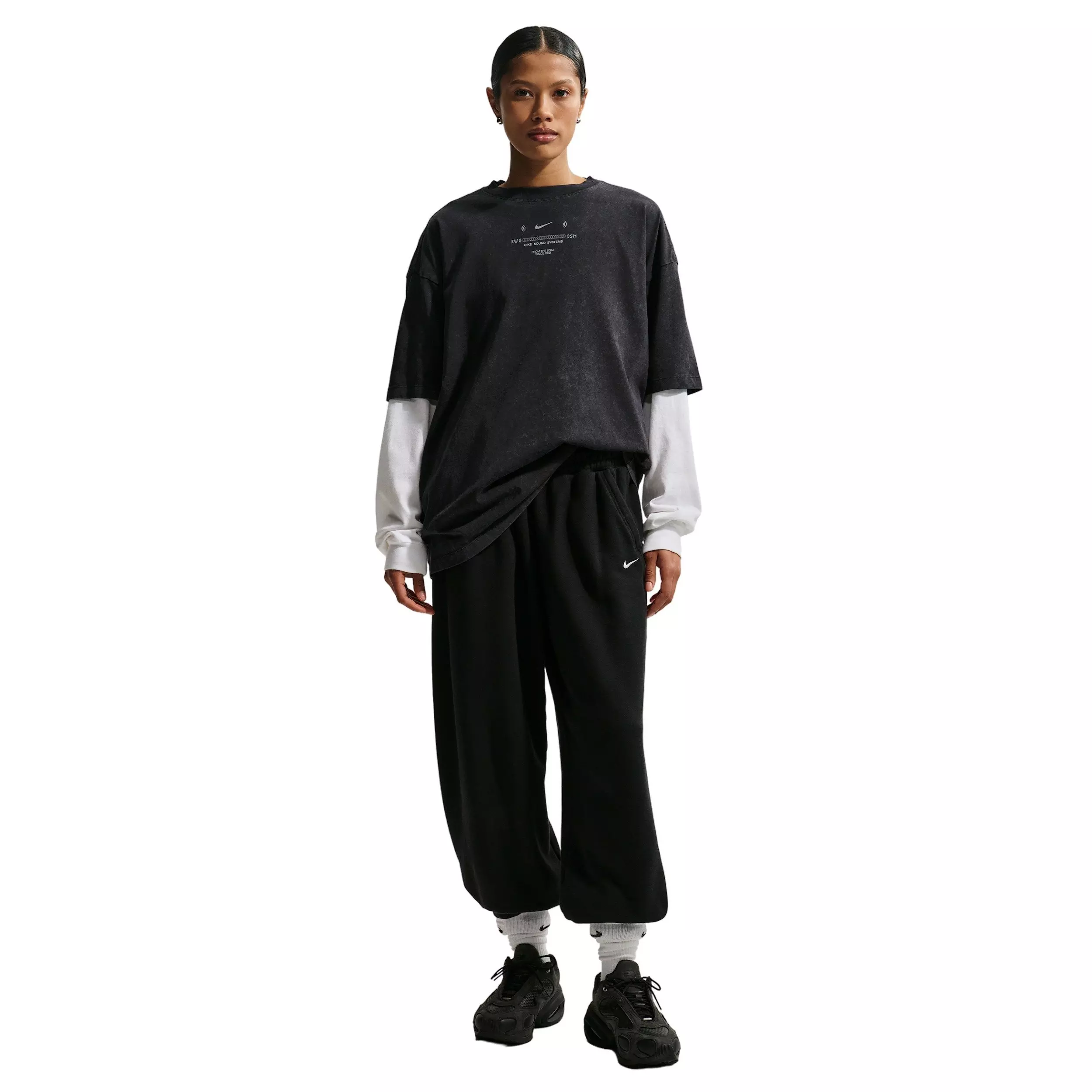 Nike Women's Sportswear Classic Oversized T-Shirt - BLACK