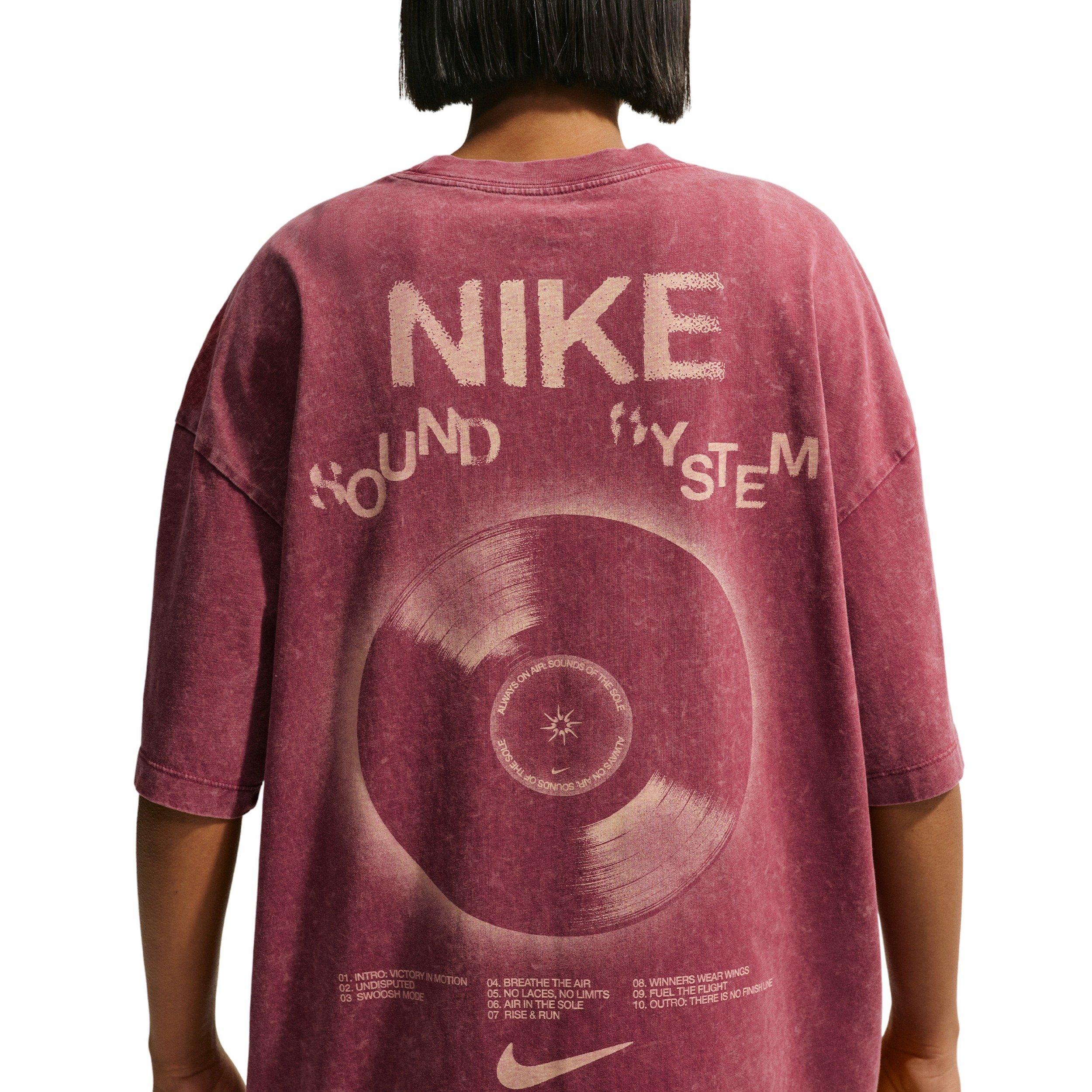 Nike Women's Sportswear Classic Oversized T-Shirt - RED Thumbnail View 2