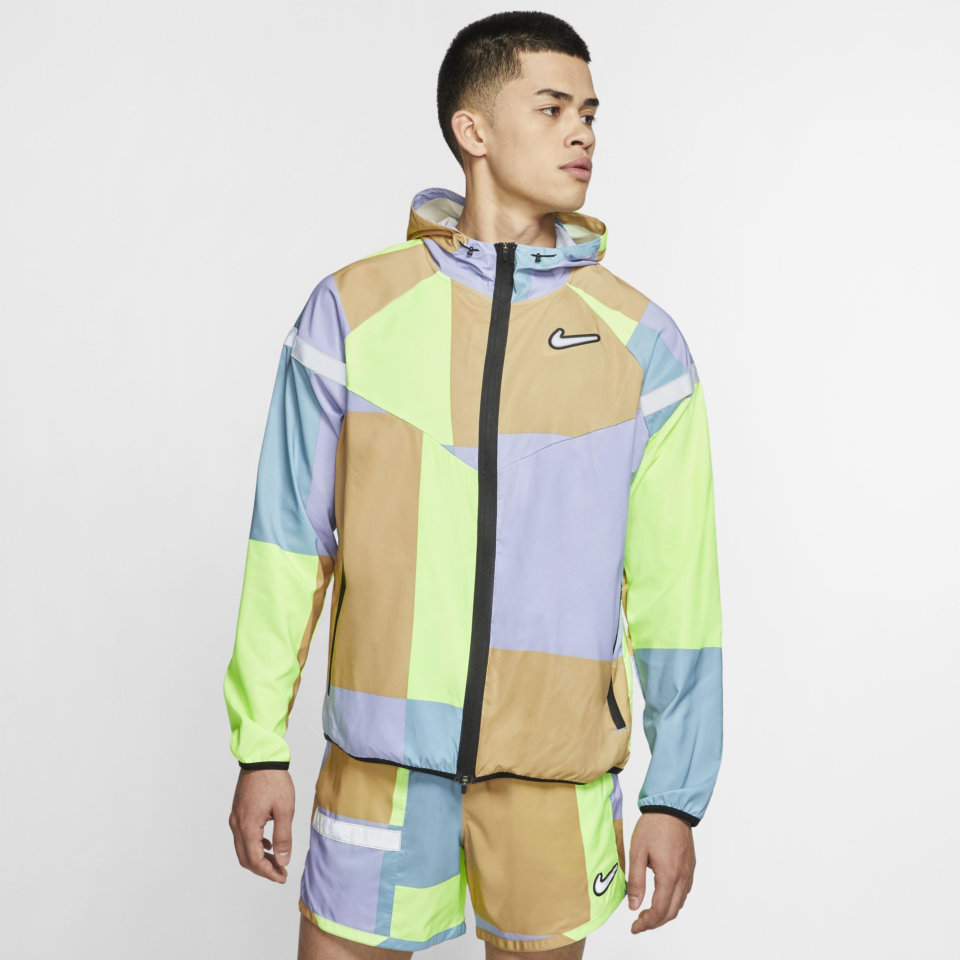 nike running run wild pack windrunner jacket in multicolour