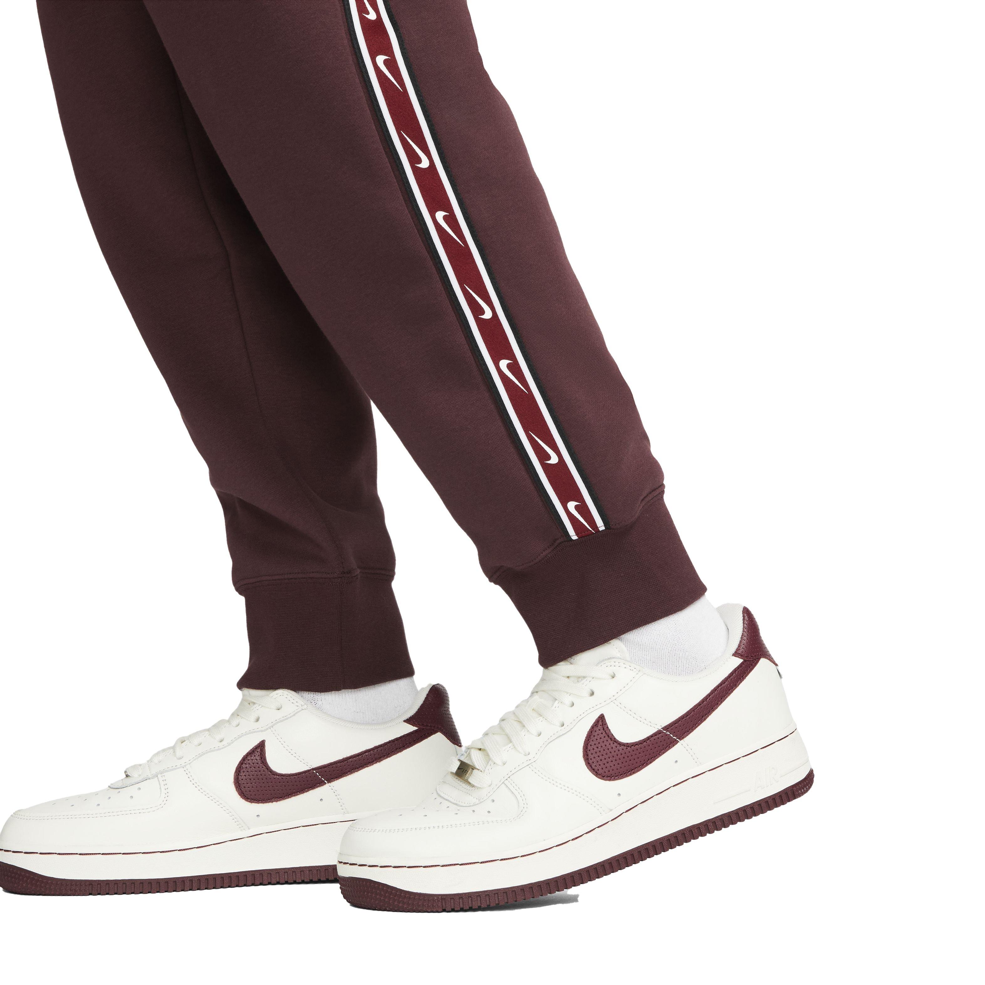 nike repeat 3.0 fleece cargo jogger