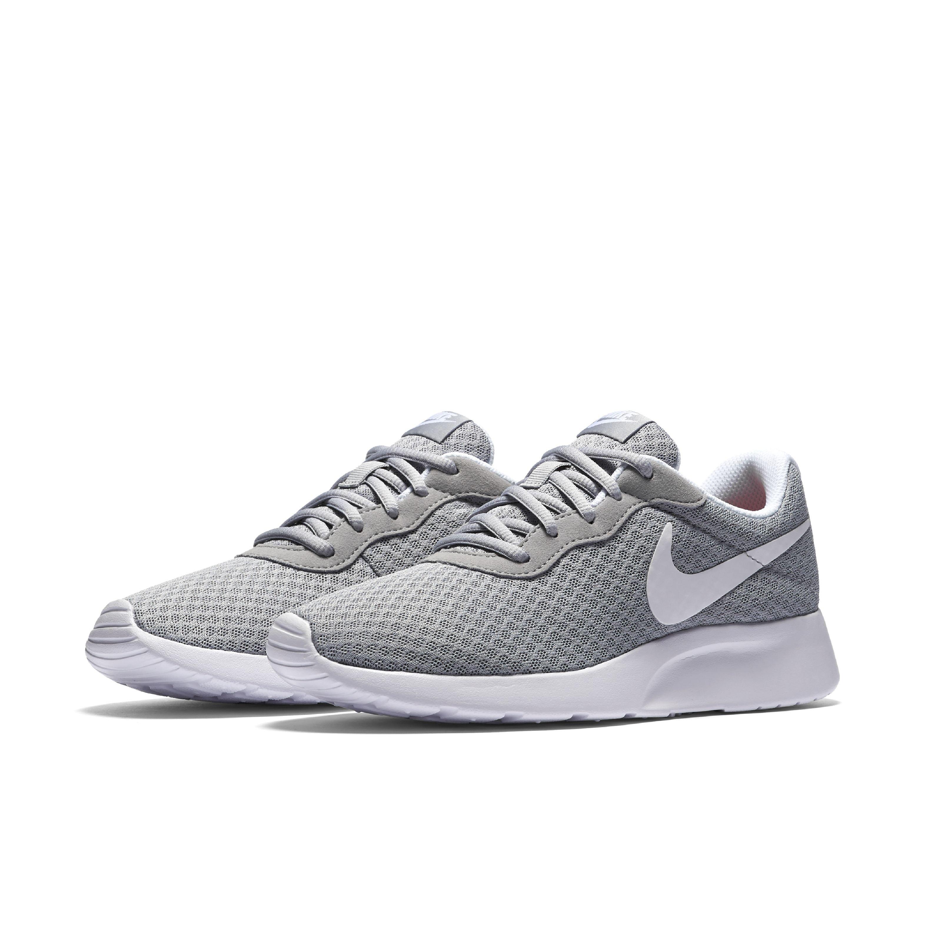 Nike Tanjun Wolf Grey/White Women's Shoe - Hibbett | City Gear