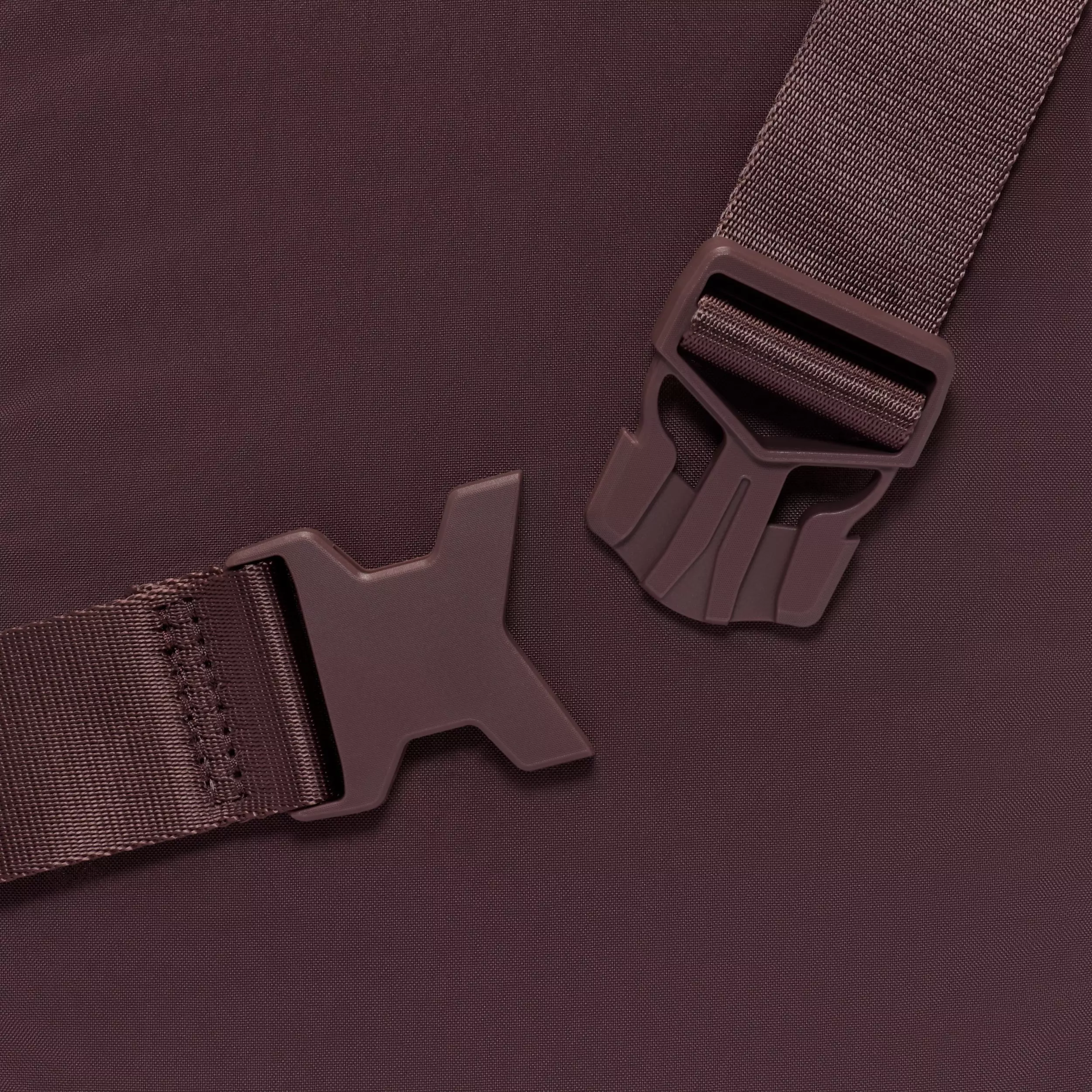 Nike Aura Crossbody Bag - Tattoo/Tattoo/Light Transparent Gold - TATTOO/TATTOO/LT GOLD