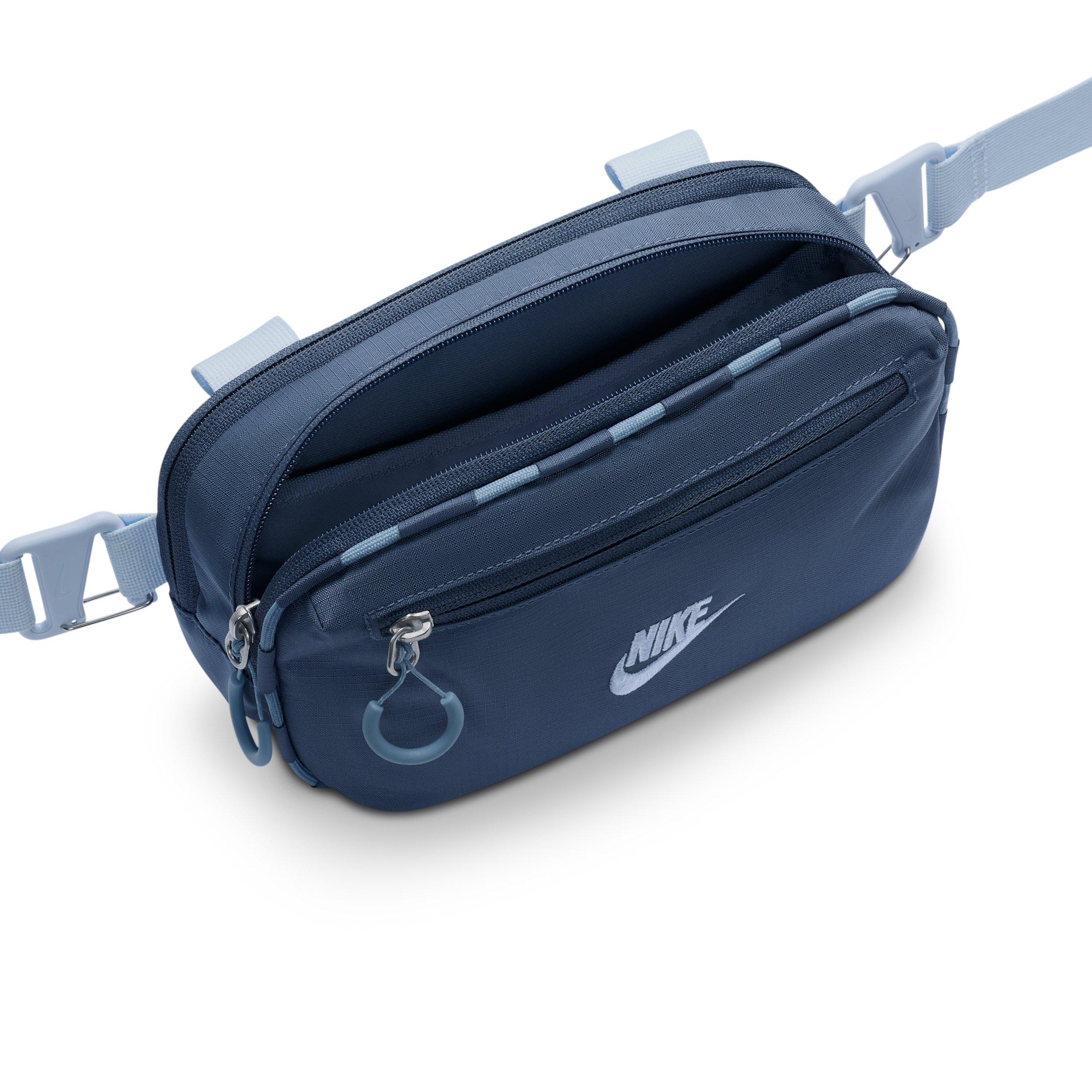 Nike Hayward Patrol Crossbody Bag - Diffused Blue/Hydrogen Blue/Hydrogen Blue - BLUE/BLUE/BLUE Thumbnail View 4