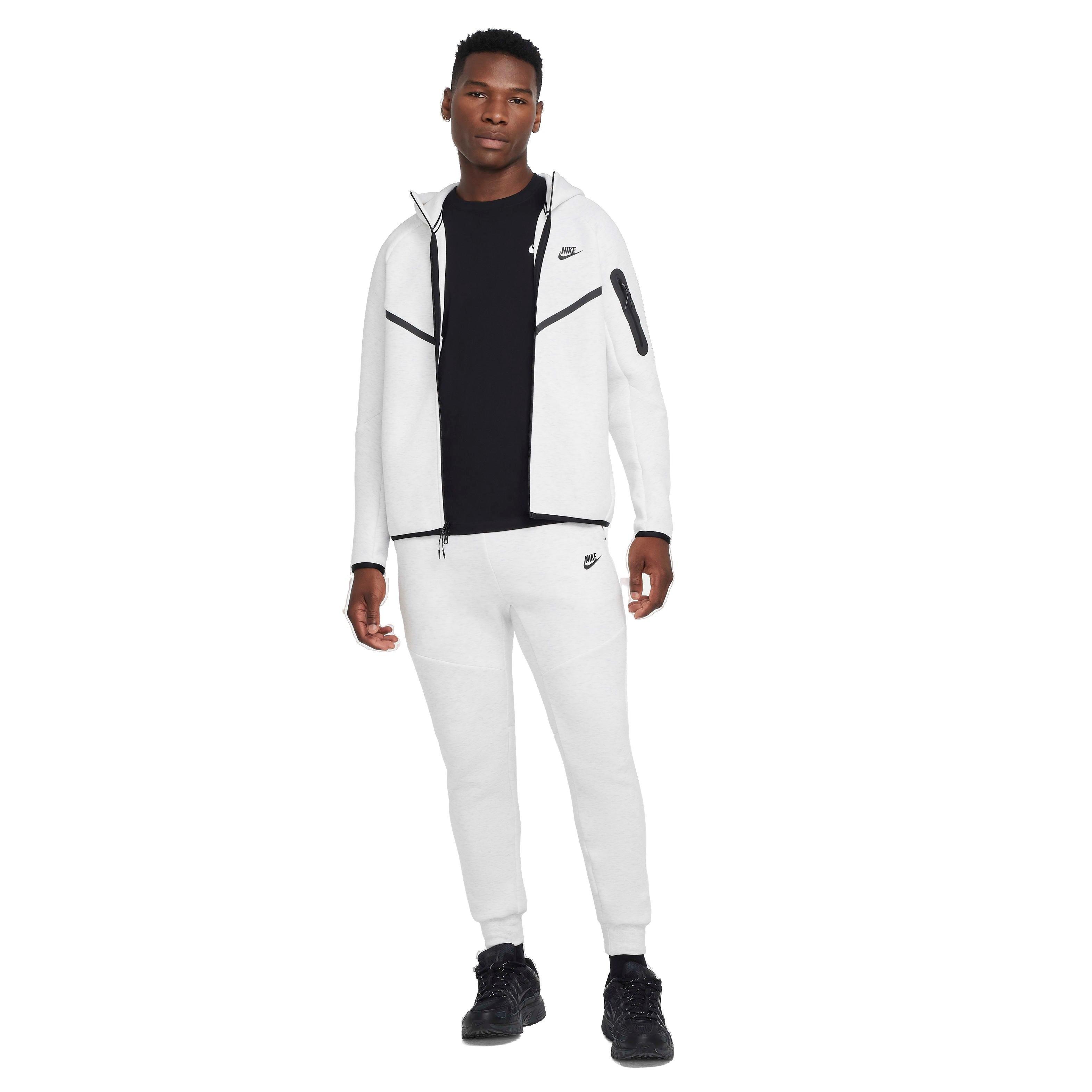 Nike Men's Fleece Tech Joggers - LT BROWN