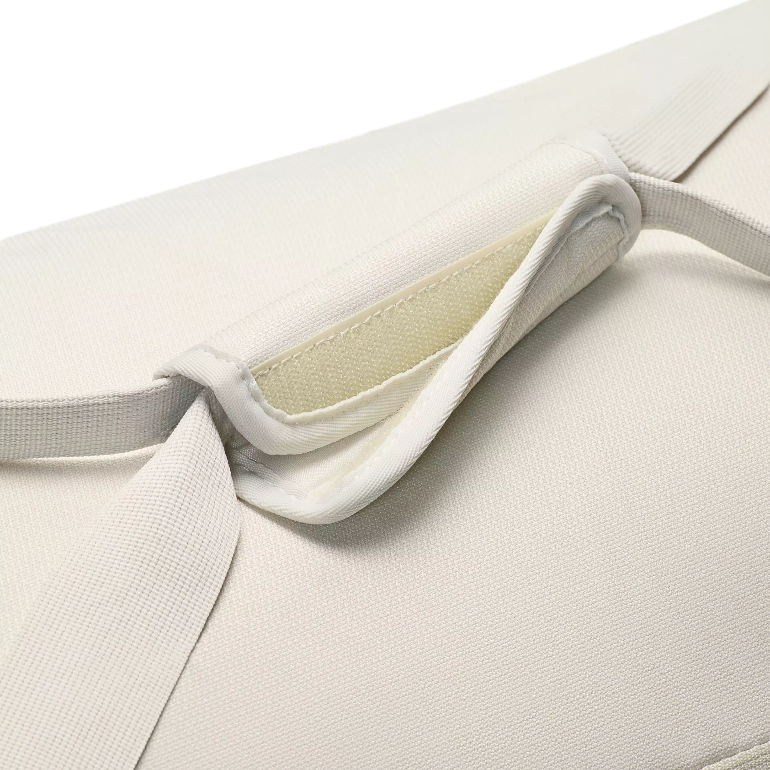 Nike Brasilia Medium Training Duffel Bag - Light Bone/Black/Black - LT BONE/BLACK/BLACK