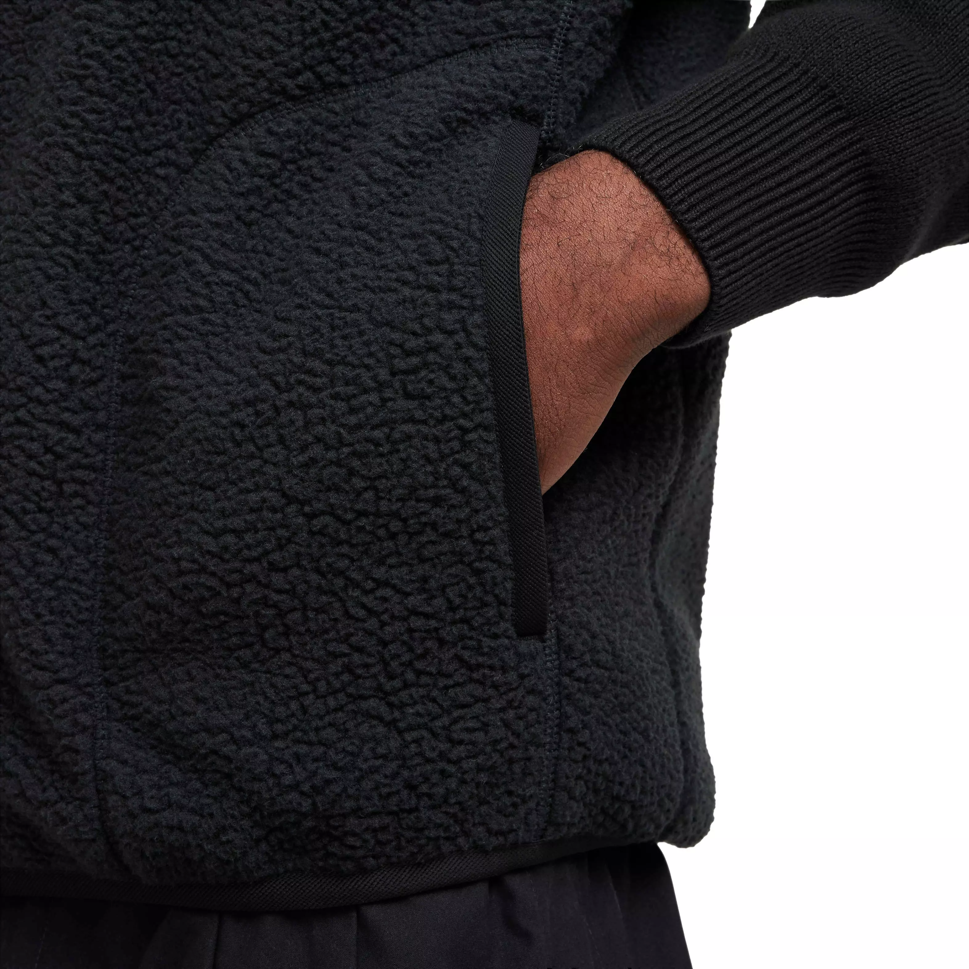 Nike Men's Sportswear Club Winterized Vest - BLACK