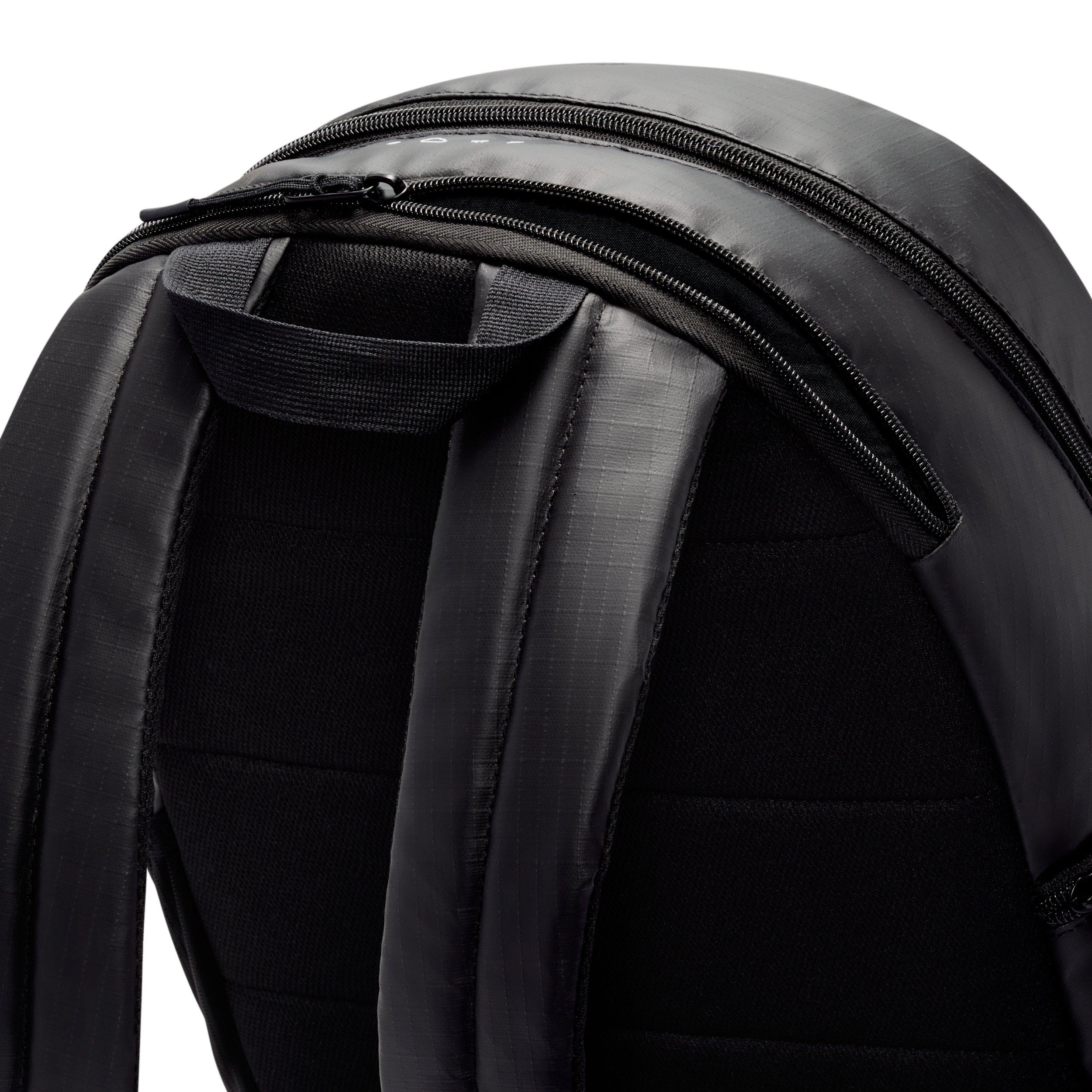 Nike Heritage Eugene 2.0 Winterized Black/Black/White Backpack