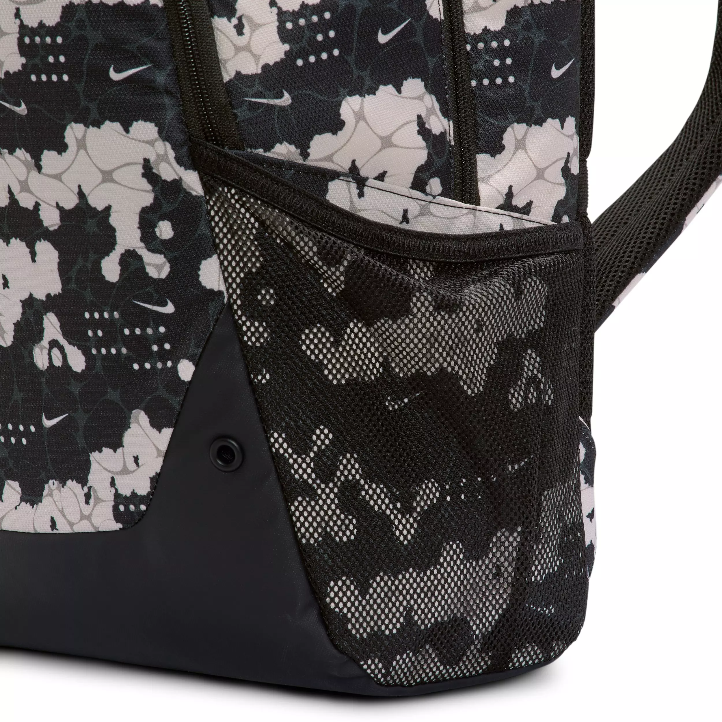 Nike Brasilia Extra Large All Over Print Backpack - Chalk/Black/White - CHALK/BLACK/WHITE