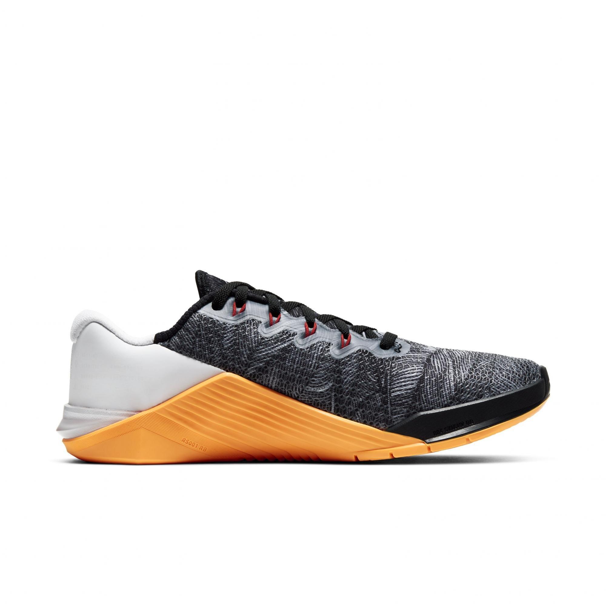 metcon 5 black white