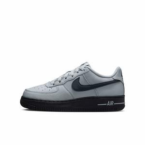 Nike Air Force 1 "Wolf Grey/Dark Smoke Grey" Grade School Boys' Shoe