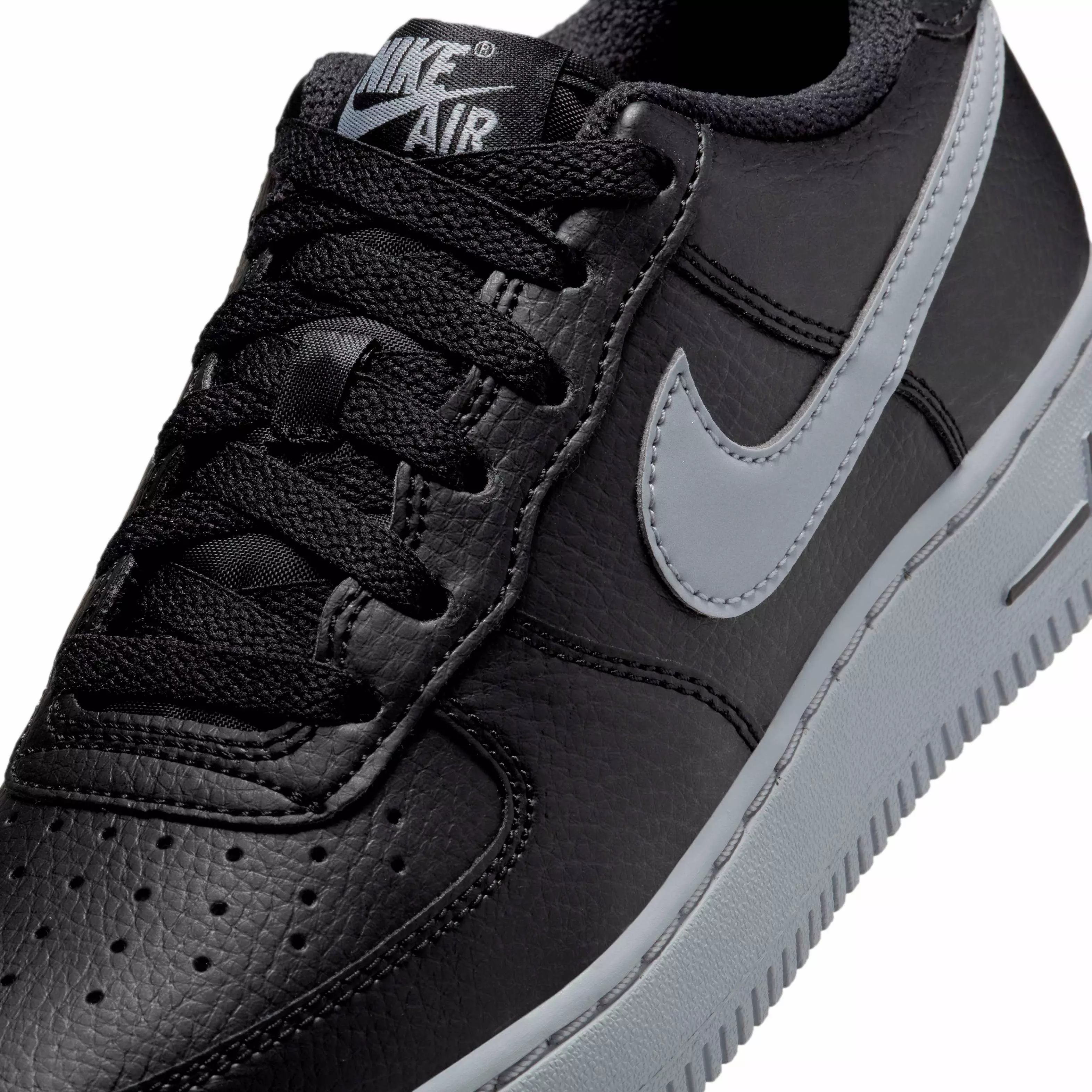 Nike Air Force 1 "Black/Wolf Grey" Grade School Boys' Shoe - BLACK/GREY