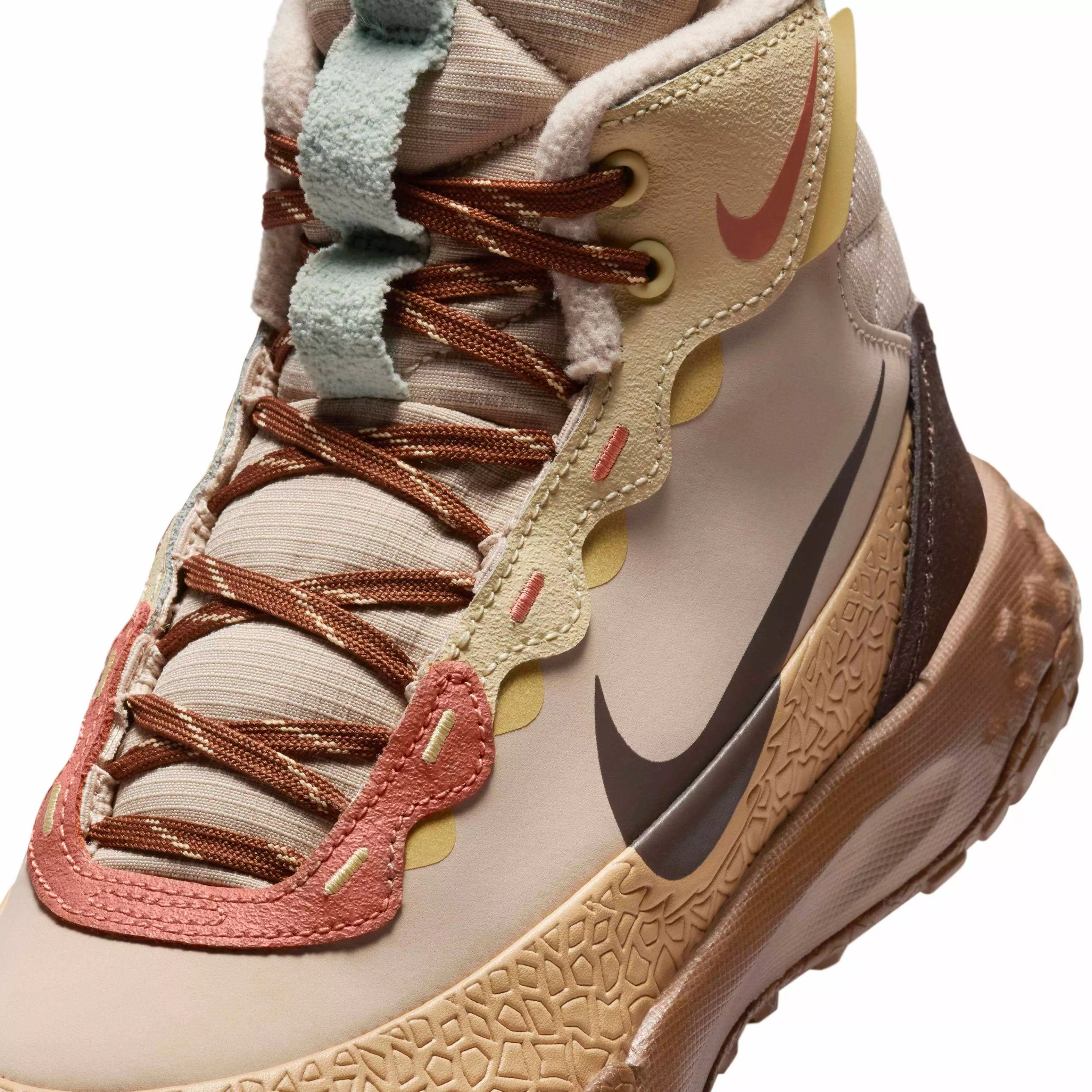 Nike Terrascout "Sanddrift/Light British Tan/Seafoam/Baroque Brown" Grade School Boys' Boot - SANDDRIFT/LT TAN/SEAFOAM/BROWN