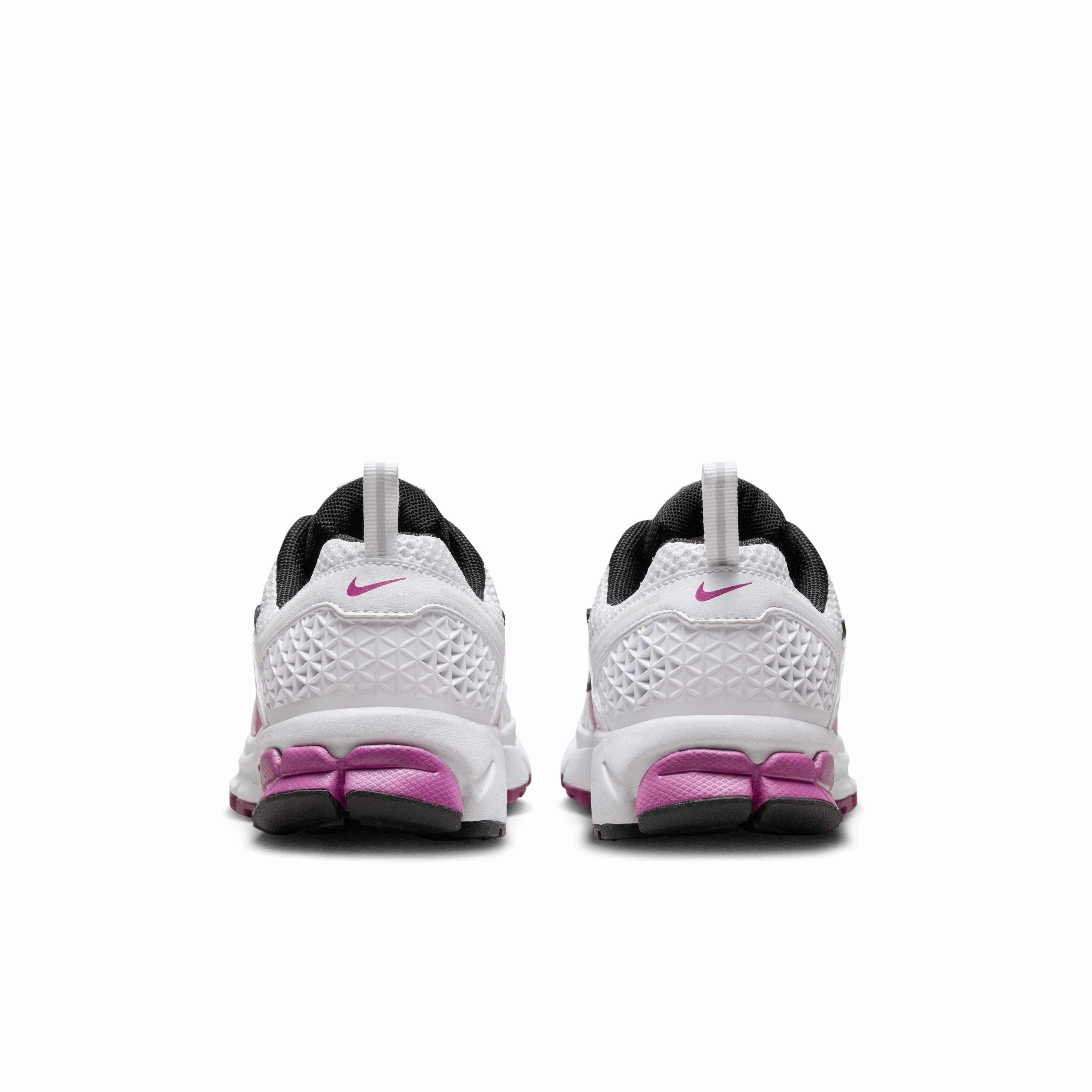 Nike Vomero 5 Grade School Girls' "White/Pure Platinum/Hot Fuchsia/Metallic Platinum" Shoe