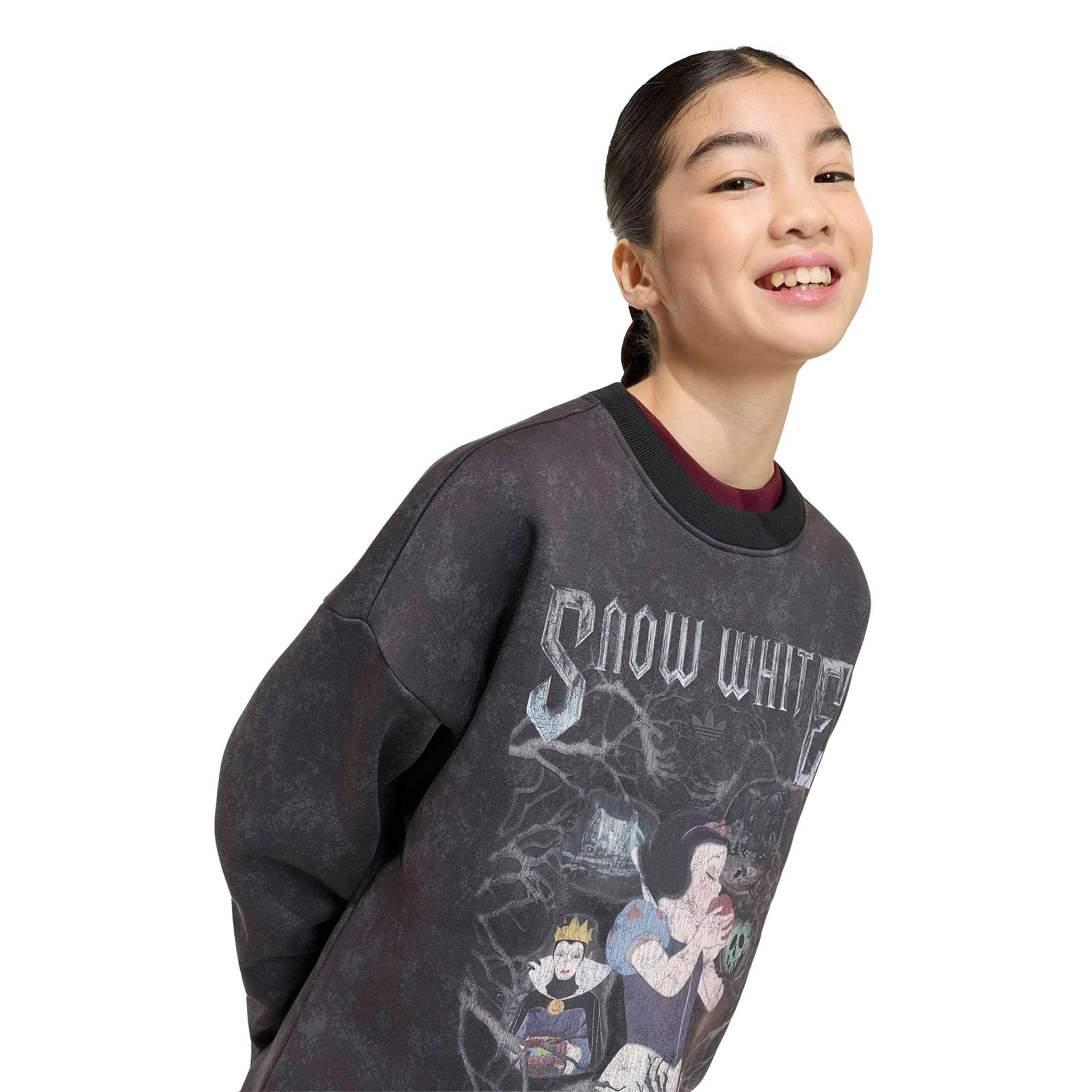 adidas Originals Big Girls' Disney Villains Oversized Washed Tee Shirt - Black - BLACK
