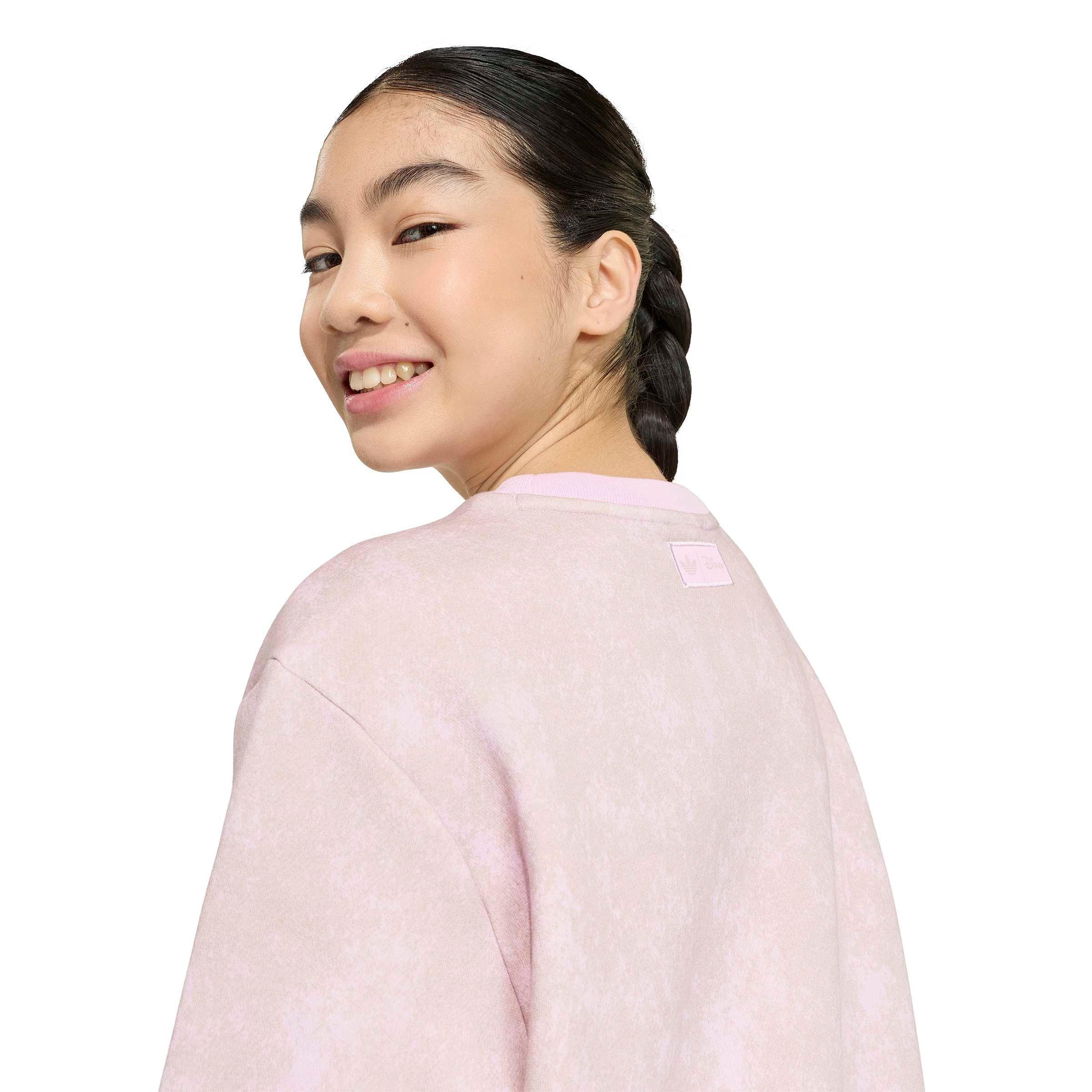 adidas Originals Big Girls' Disney Villains Loose Washed GFX Crew Sweatshirt - Orchid Fusion - ORCHID FUSION