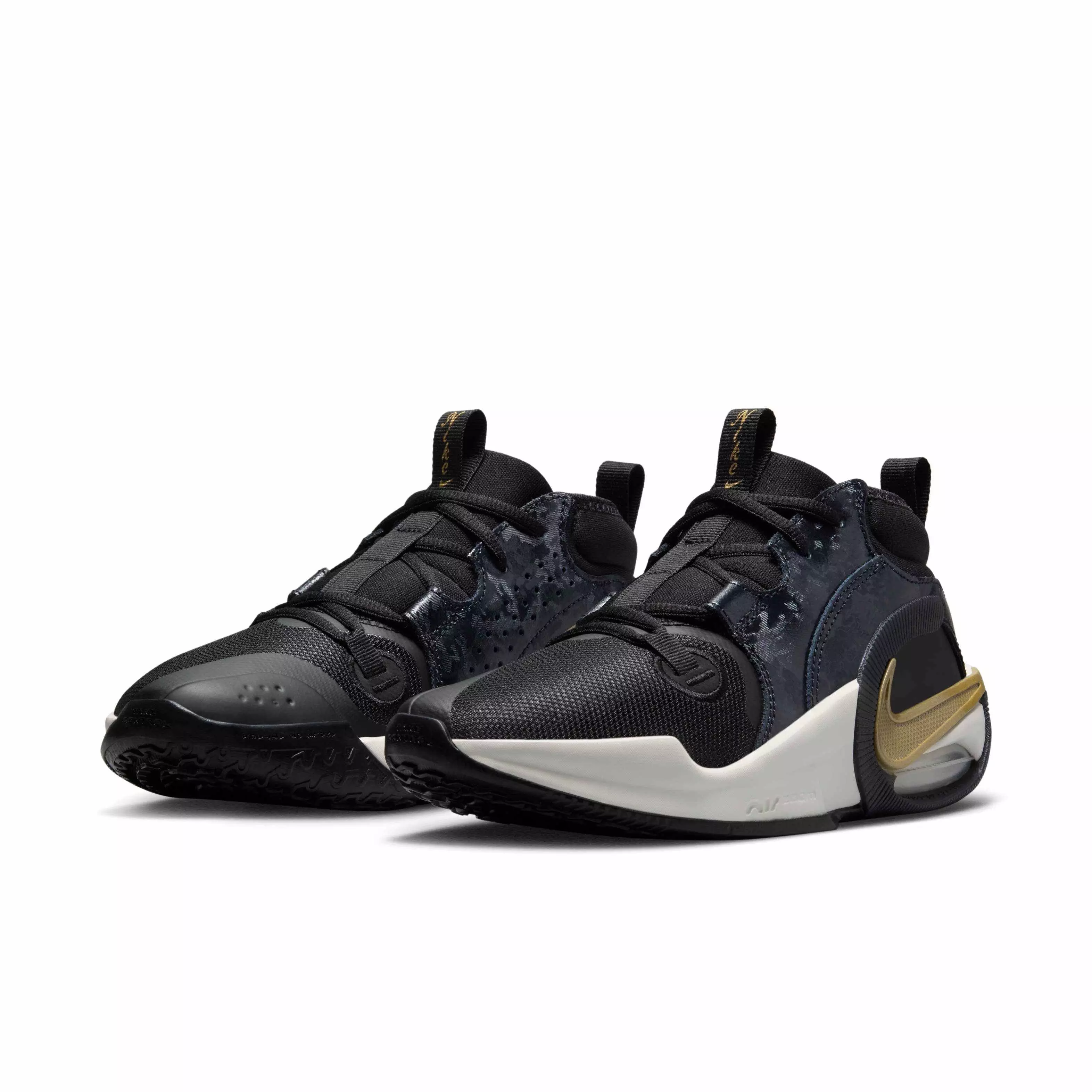 Nike Air Zoom Crossover 2 "Black/Pale Ivory/Metallic Gold" Grade School Boys' Basketball Shoe - BLACK/IVORY/GOLD