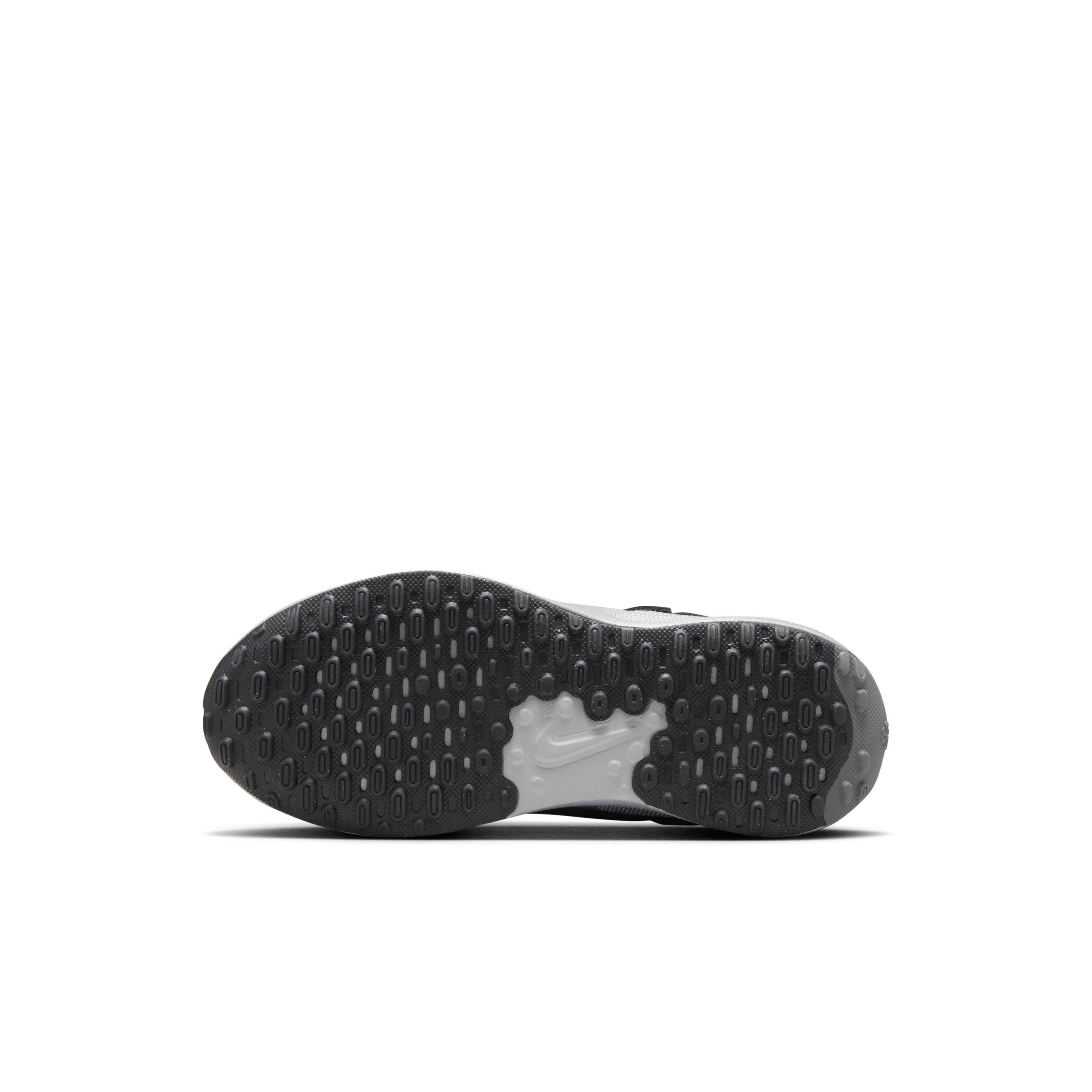 Nike Revolution 7 Preschool Boys' "Black/Anthracite/Smoke Grey/Metallic Silver" Running Shoe