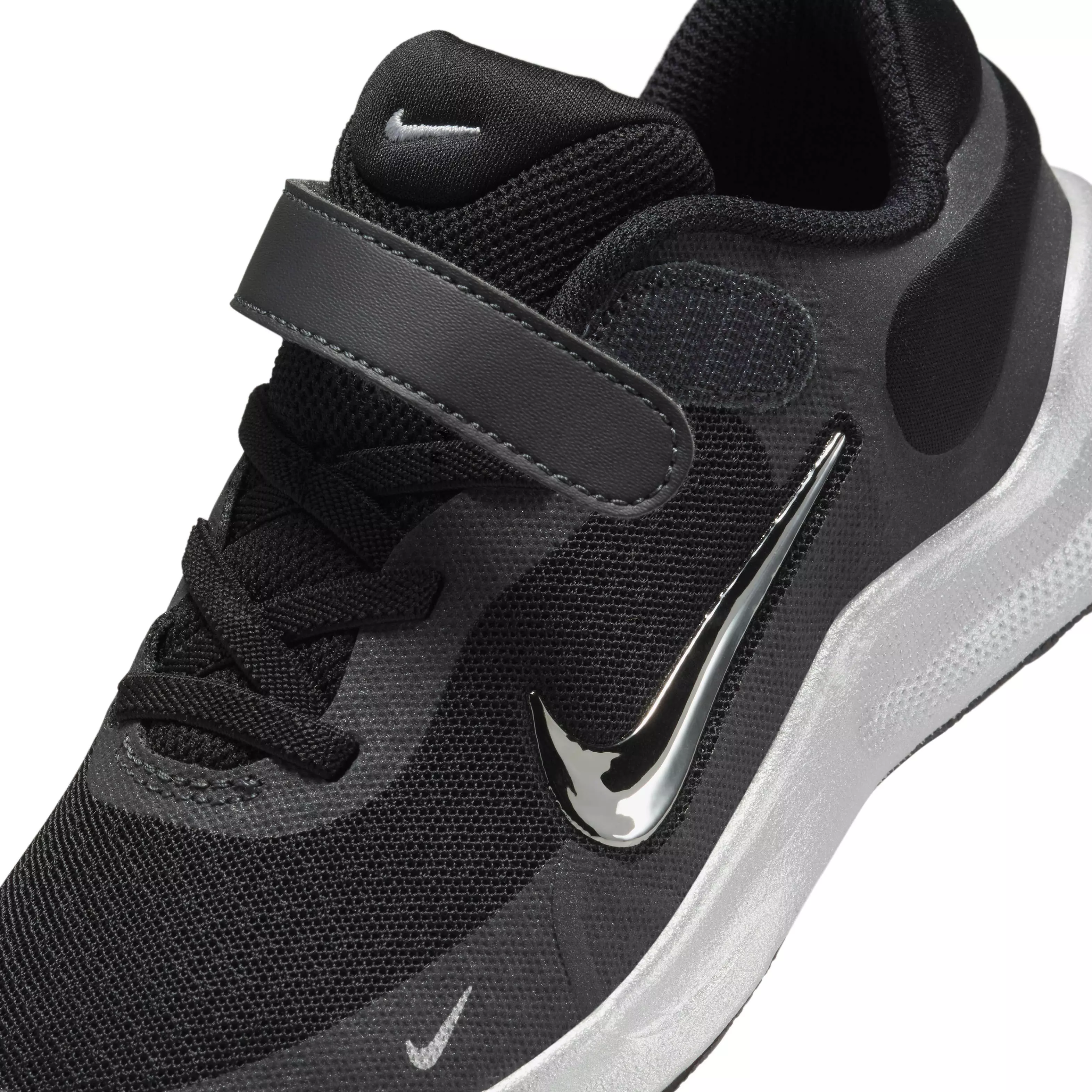 Nike Revolution 7 "Black/Anthracite/Smoke Grey/Metallic Silver" Preschool Boys' Running Shoe - BLACK/ANTHRACITE/GREY/SILVER