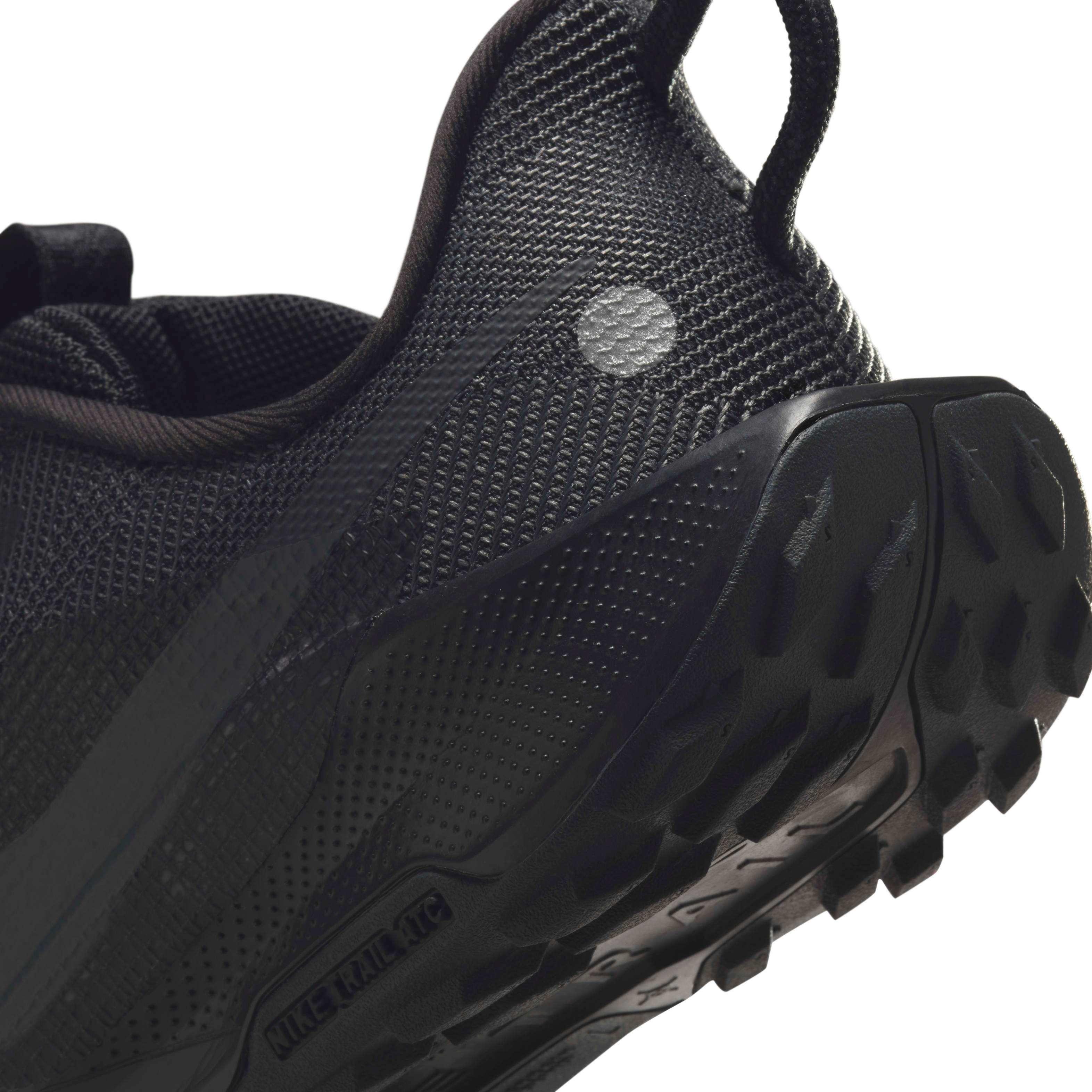 Nike Pegasus Trail 5 Grade School Boys' "Black/Wolf Grey/Anthracite" Trail Running Shoe
