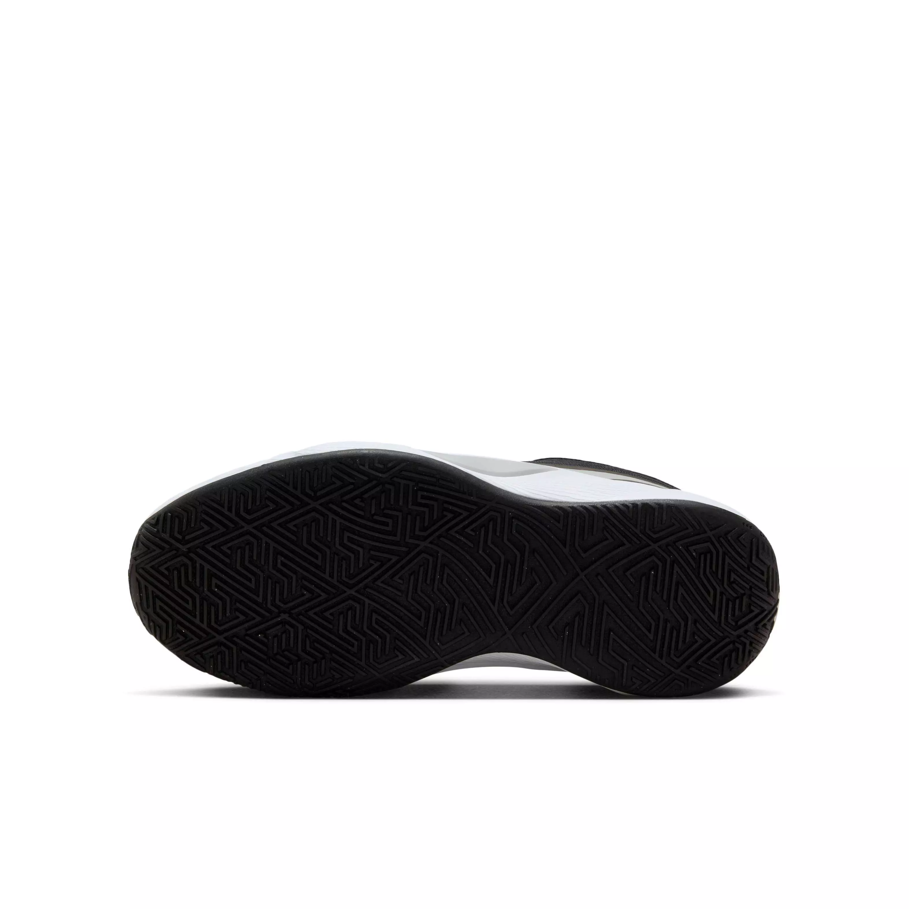 Nike Giannis Freak 6 "Black/White/Gunsmoke/Flat Silver" Grade School Boys' Basketball Shoe - BLACK/WHITE/GUNSMOKE/SILVER