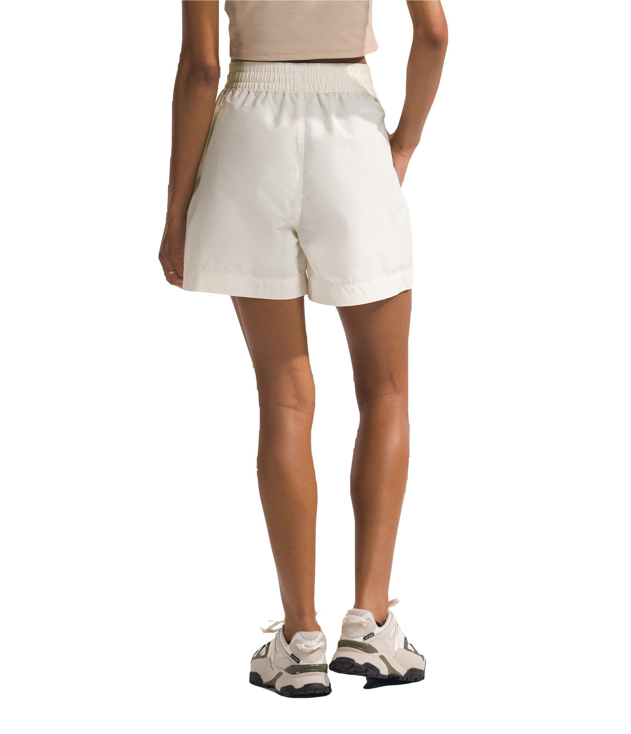 The North Face Women's Easy Wind Shorts - WHITE Thumbnail View 2