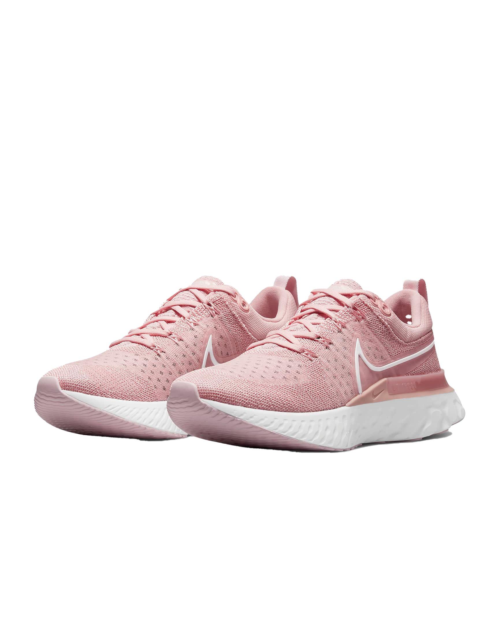 Women's epic react flyknit 2 running shoes outlet pink