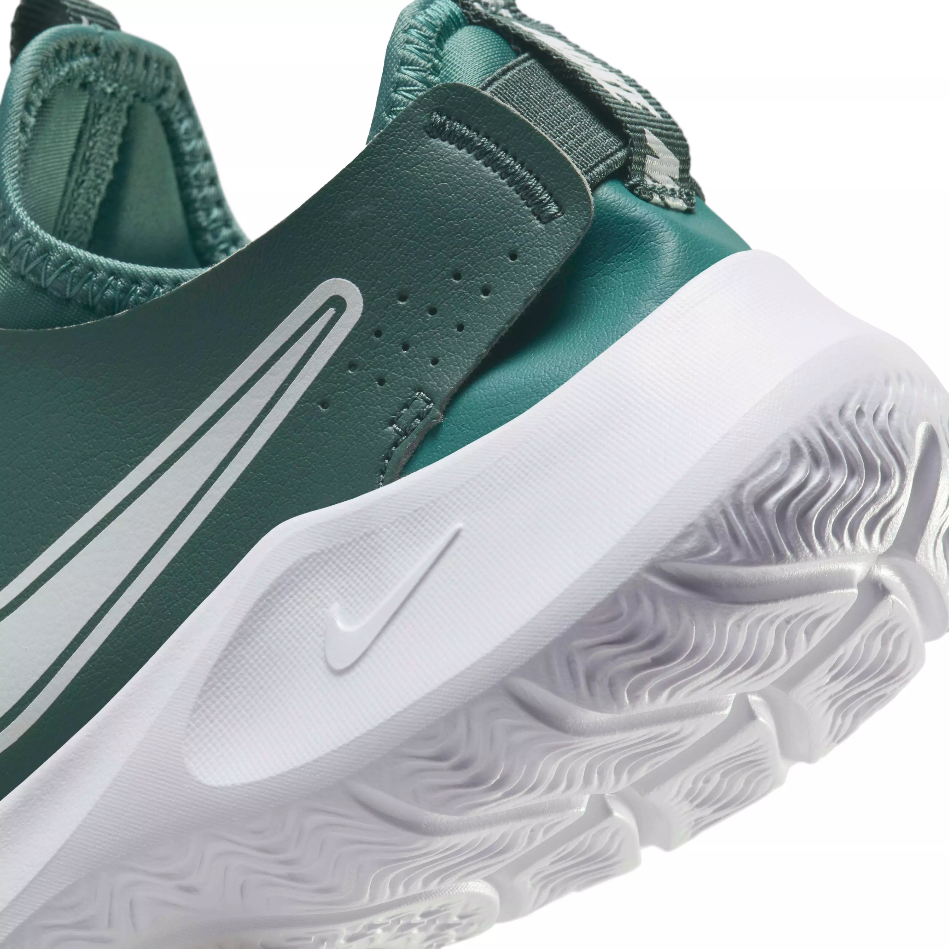 Nike Flex Runner 3 "Bicoastal/Vintage Green/White" Grade School Boys' Running Shoe - BICOASTAL/GREEN/WHITE