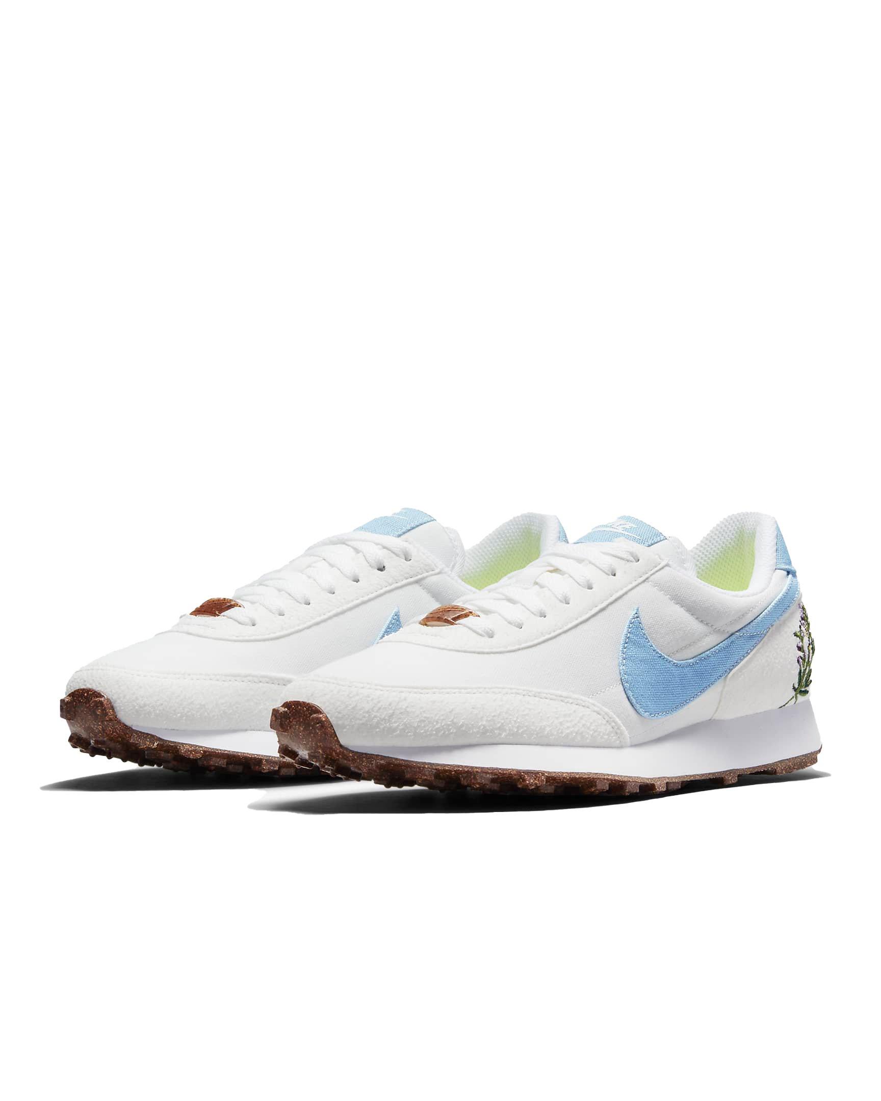 Nike DBreak "White/Obsidian" Women's Shoe - WHITE Thumbnail View 3