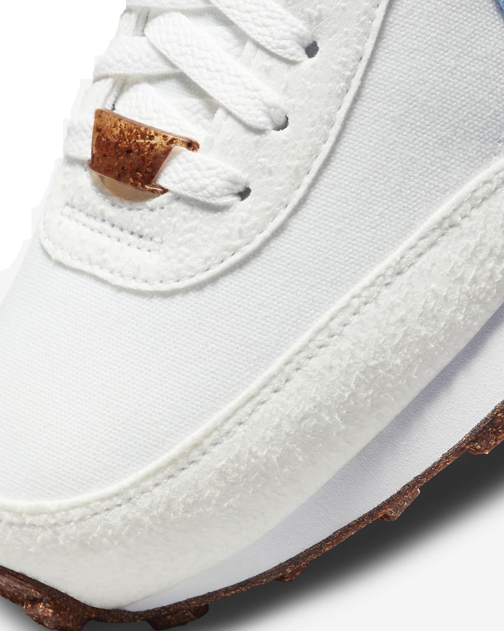 Nike DBreak "White/Obsidian" Women's Shoe - WHITE Thumbnail View 7