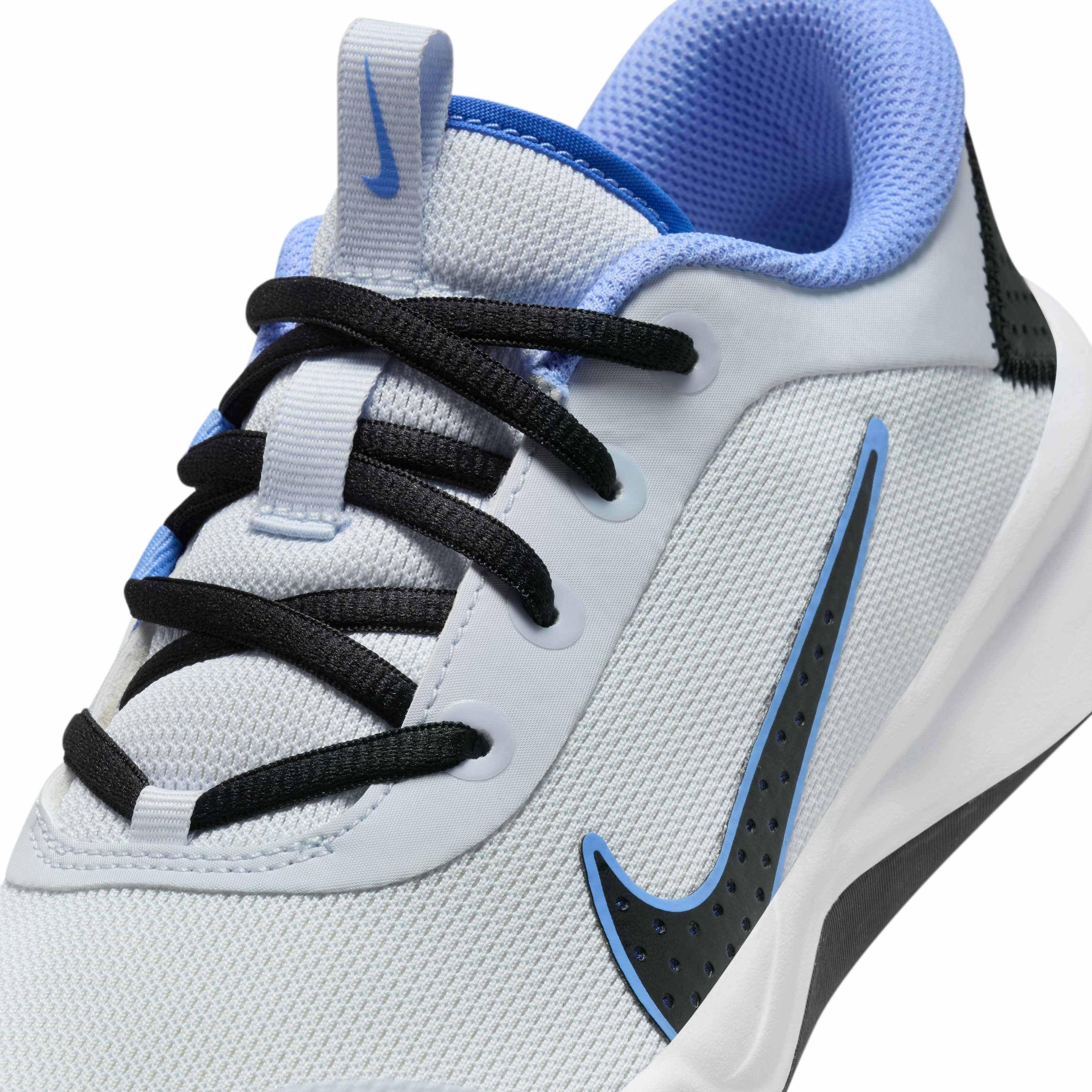 Nike Omni Multi-Court Grade School Boys' "Football Grey/Black/Astronomy Blue/Royal Pulse" Shoe