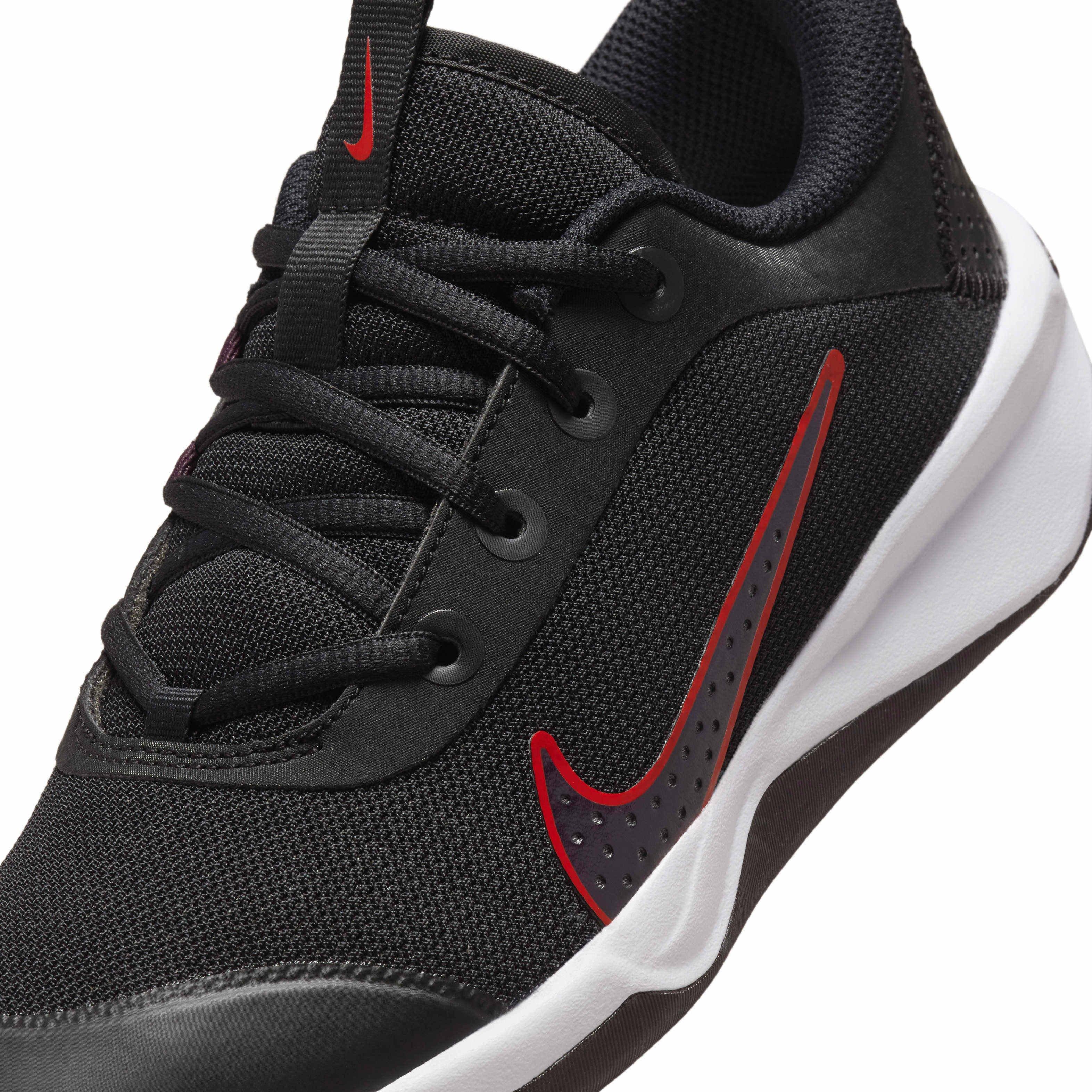 Nike Omni Multi-Court Grade School Boys' "Black/Gym Red/Cement Grey/Burgundy Ash" Shoe