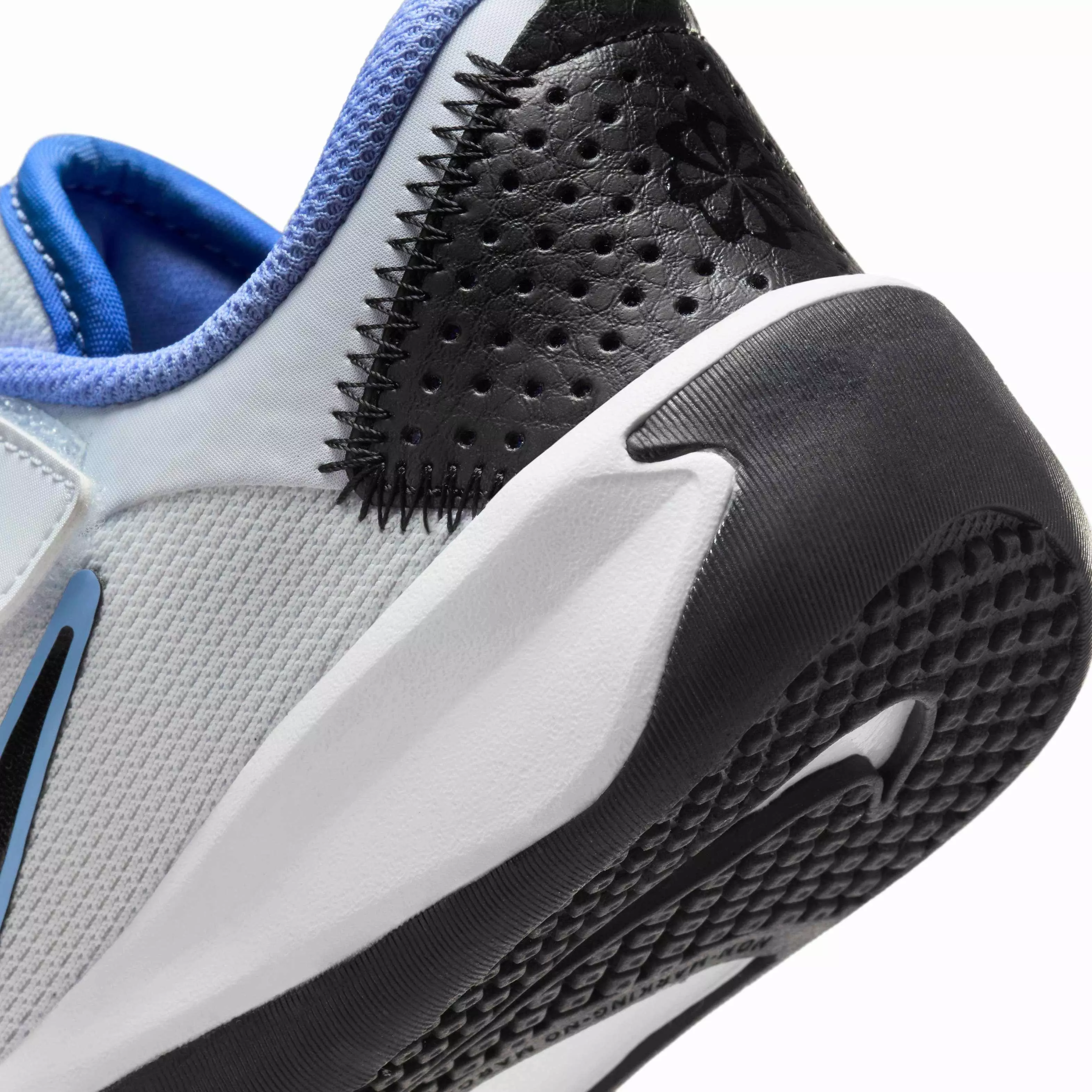 Nike Omni Multi-Court "Football Grey/Black/Astronomy Blue/Royal Pulse" Preschool Boys' Shoe - GREY/BLACK/BLUE/ROYAL