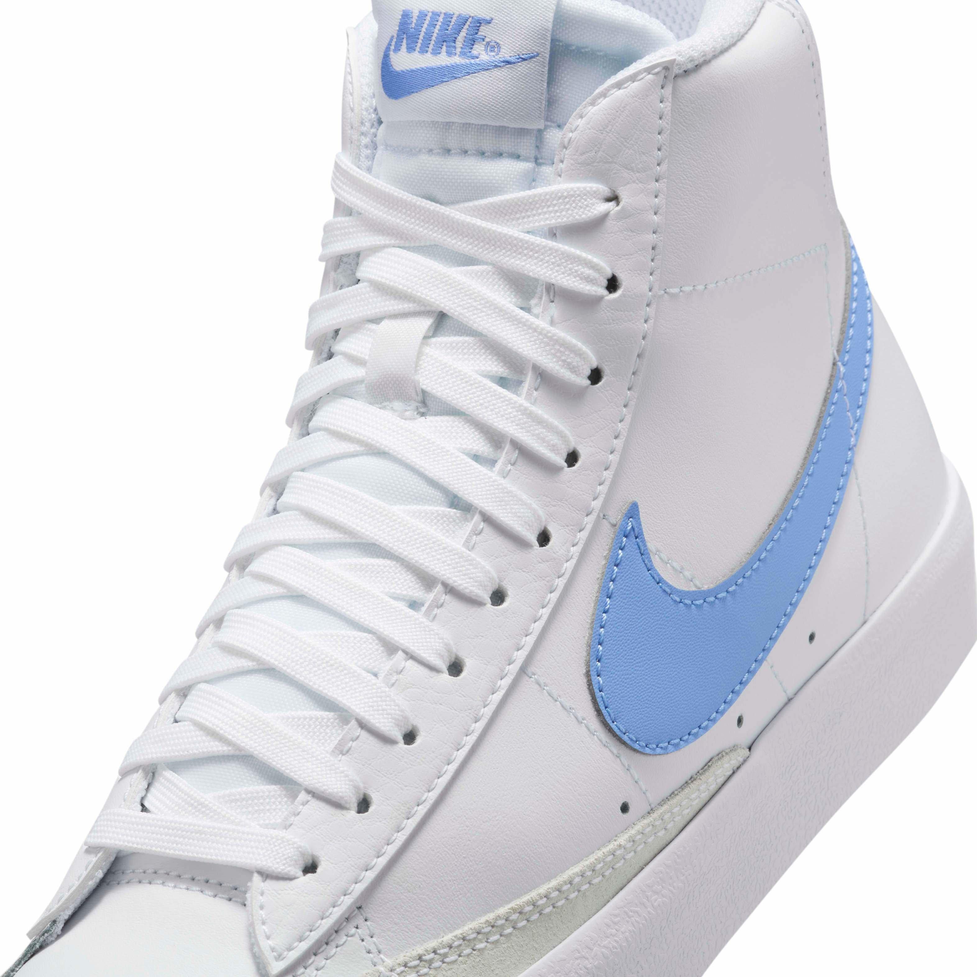 Nike Blazer Mid '77 Grade School Boys' "White/Royal Pulse" Shoe