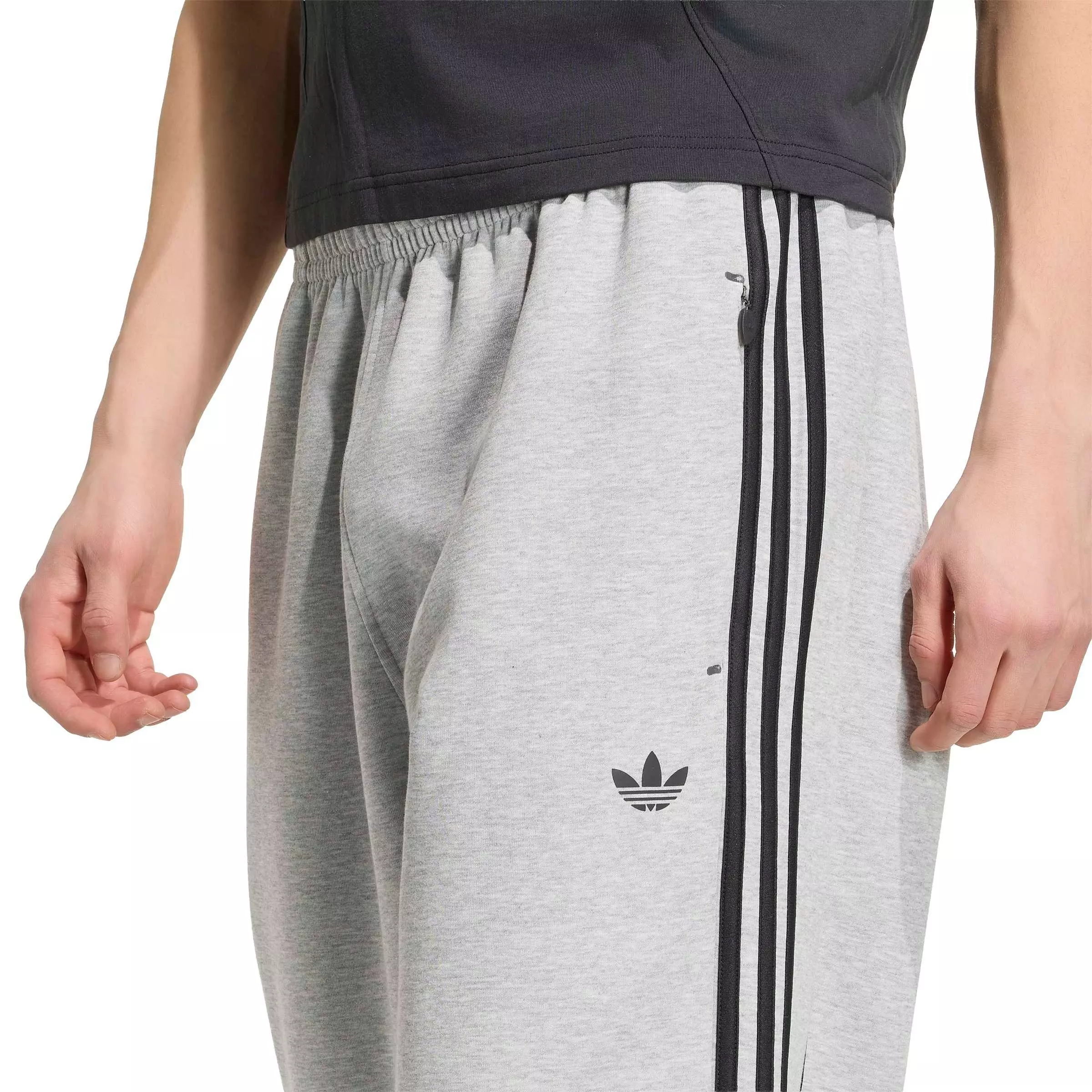 adidas Originals Men's Spacer Teamgeist 26 Cutline Open Hem Tracksuit Bottoms - Grey - GREY