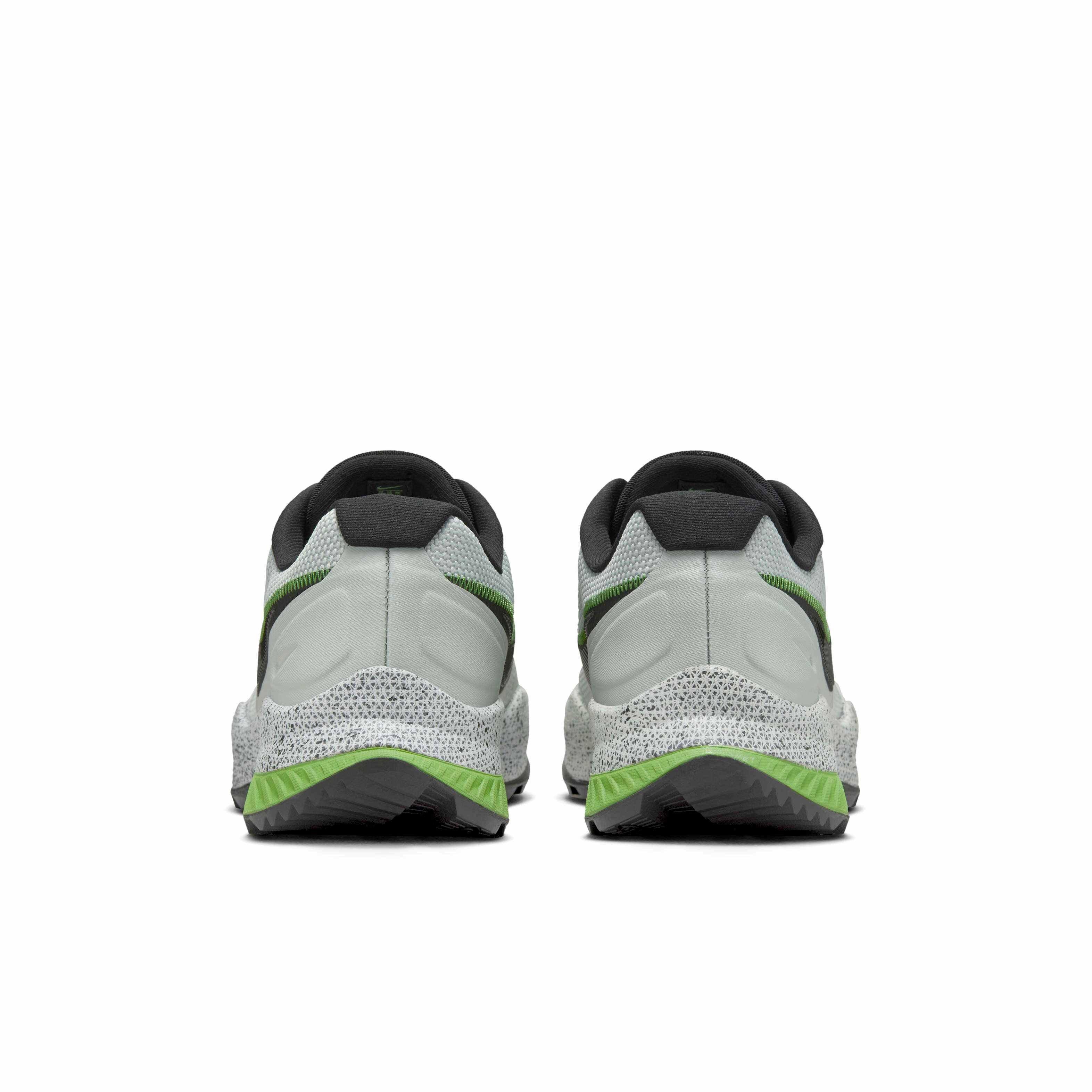 Nike React SFB Carbon Low Nike React SFB Carbon Low