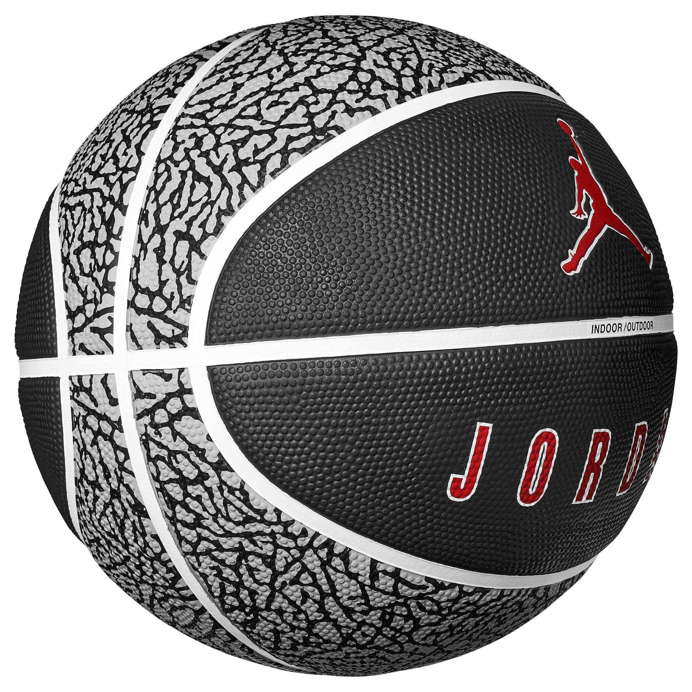 Jordan Playground 2.0 8Panel Basketball