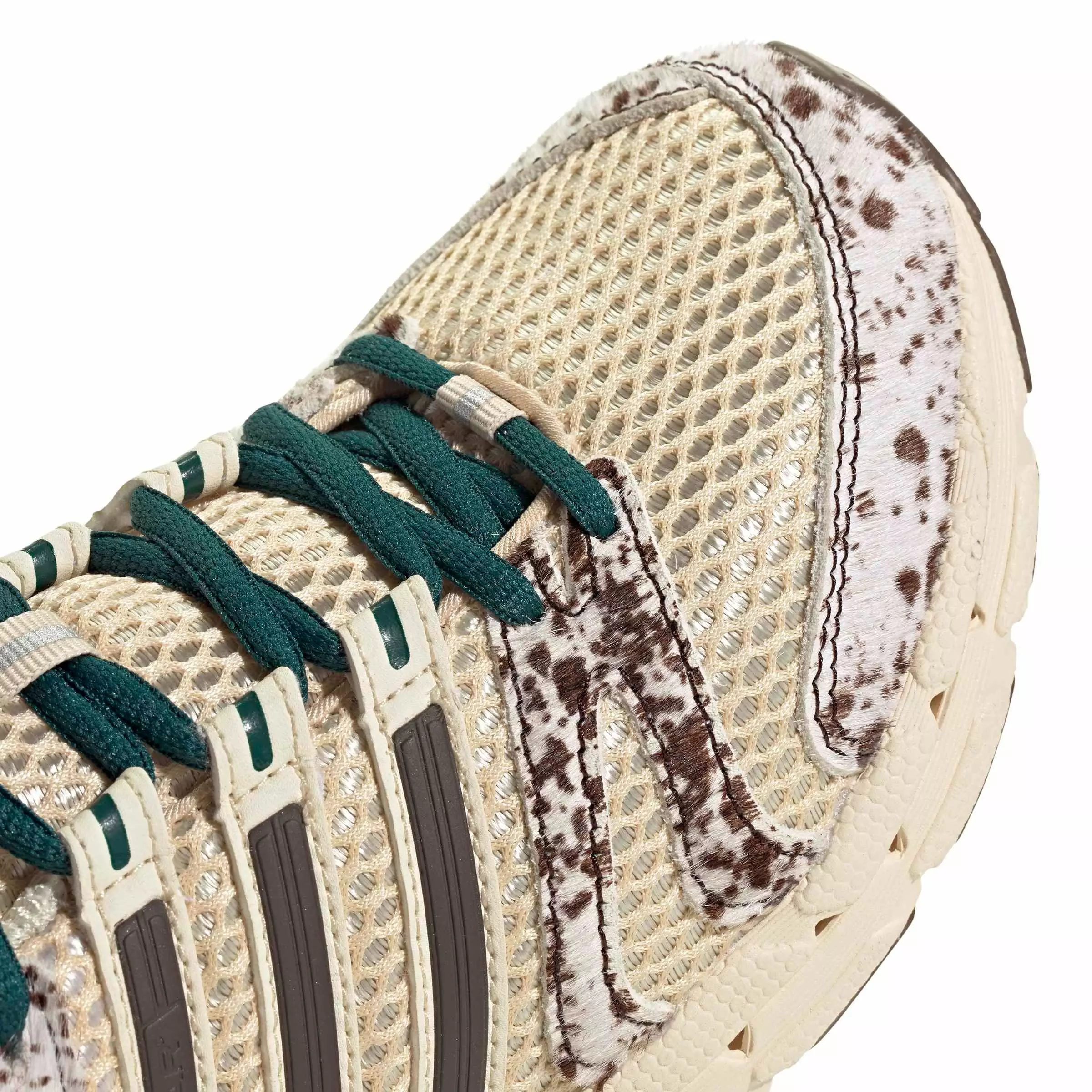 adidas Originals Adistar Control 5 "Off White/Sand Strata/Dark Brown" Women's Shoe - OFF WHITE/SAND/DK BROWN