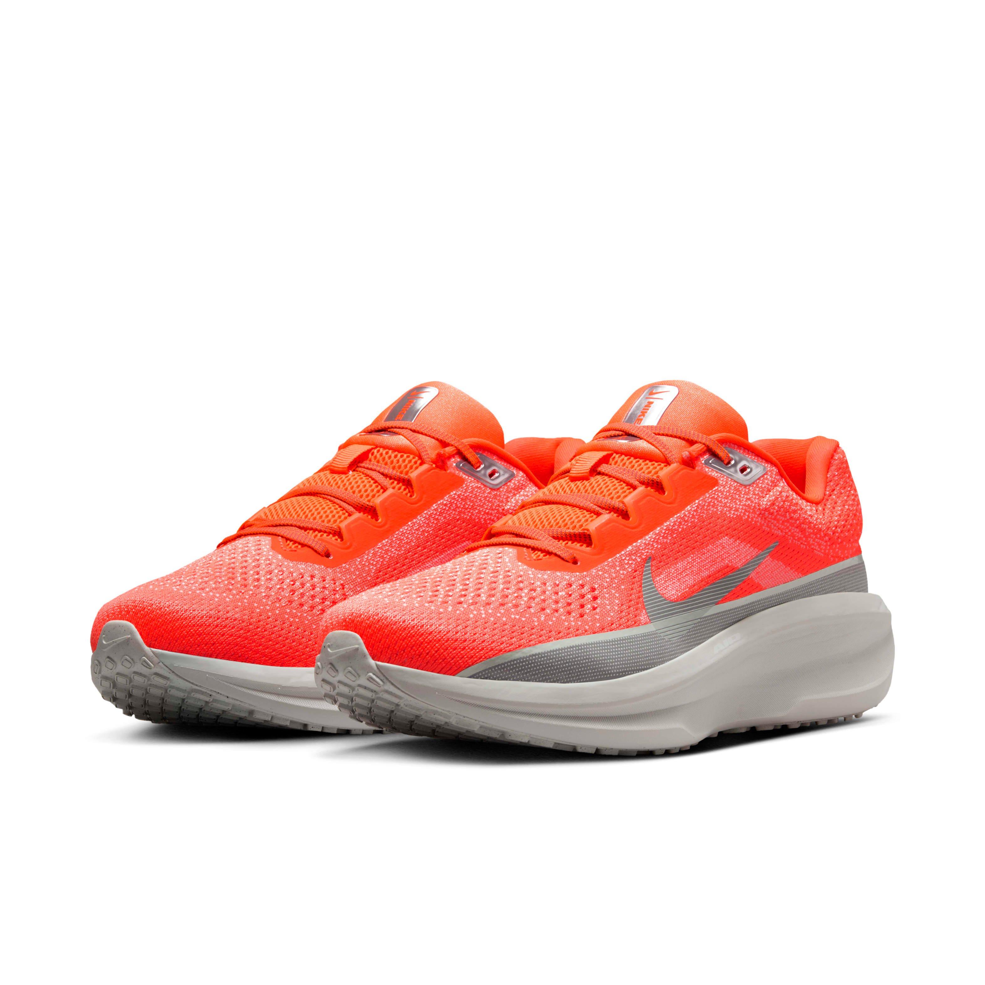 Nike Winflo 11 "Hyper Crimson/Safety Orange/Metallic Silver" Men's Running Shoe - CRIMSON/ORANGE/SILVER Thumbnail View 3