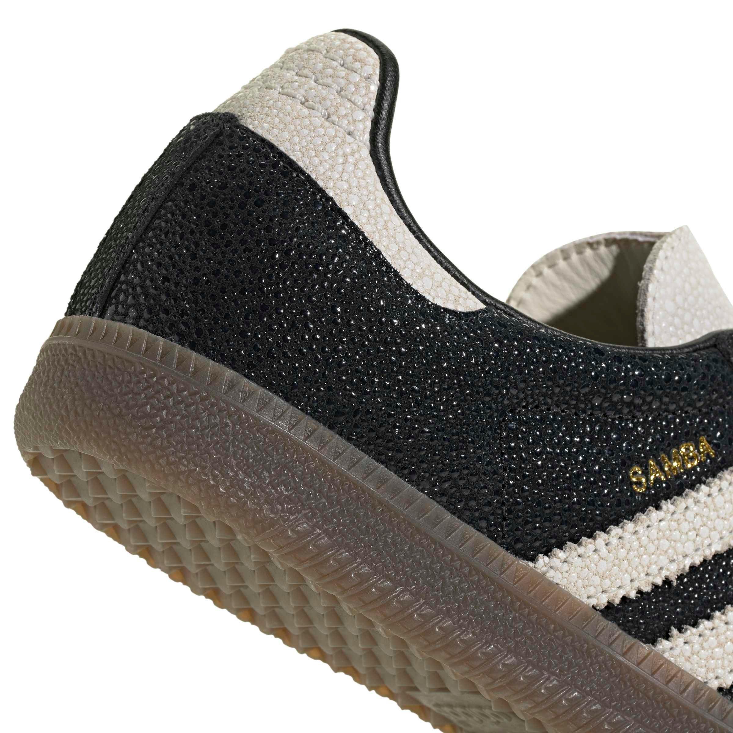 adidas Originals Samba OG "Core Black/Cloud White/Gum 5" Women's Shoe - BLACK/WHITE/GUM