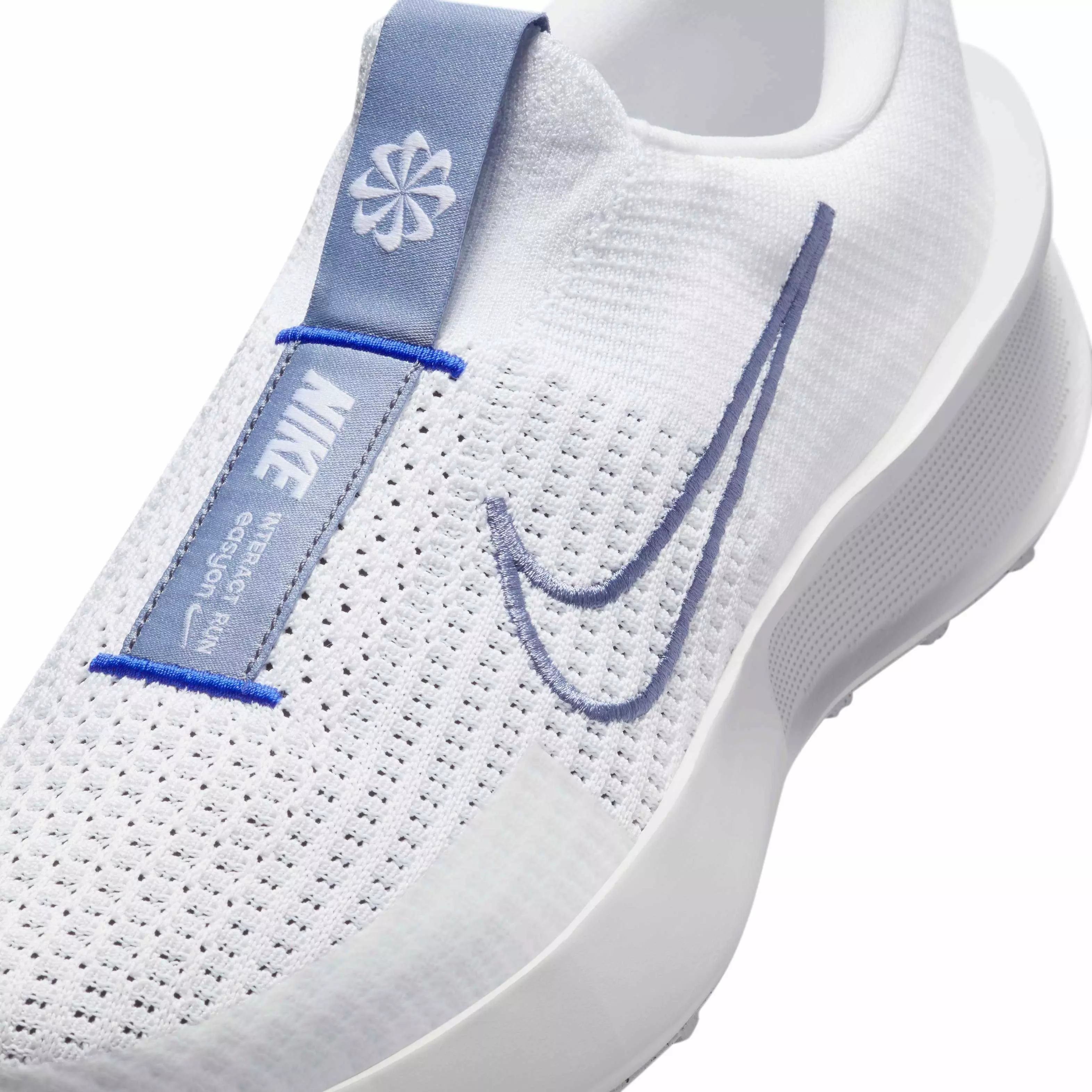 Nike Interact Run EasyOn "White/Black/Photon Dust/Racer Blue" Men's Running Shoe - WHITE/BLACK/DUST/BLUE