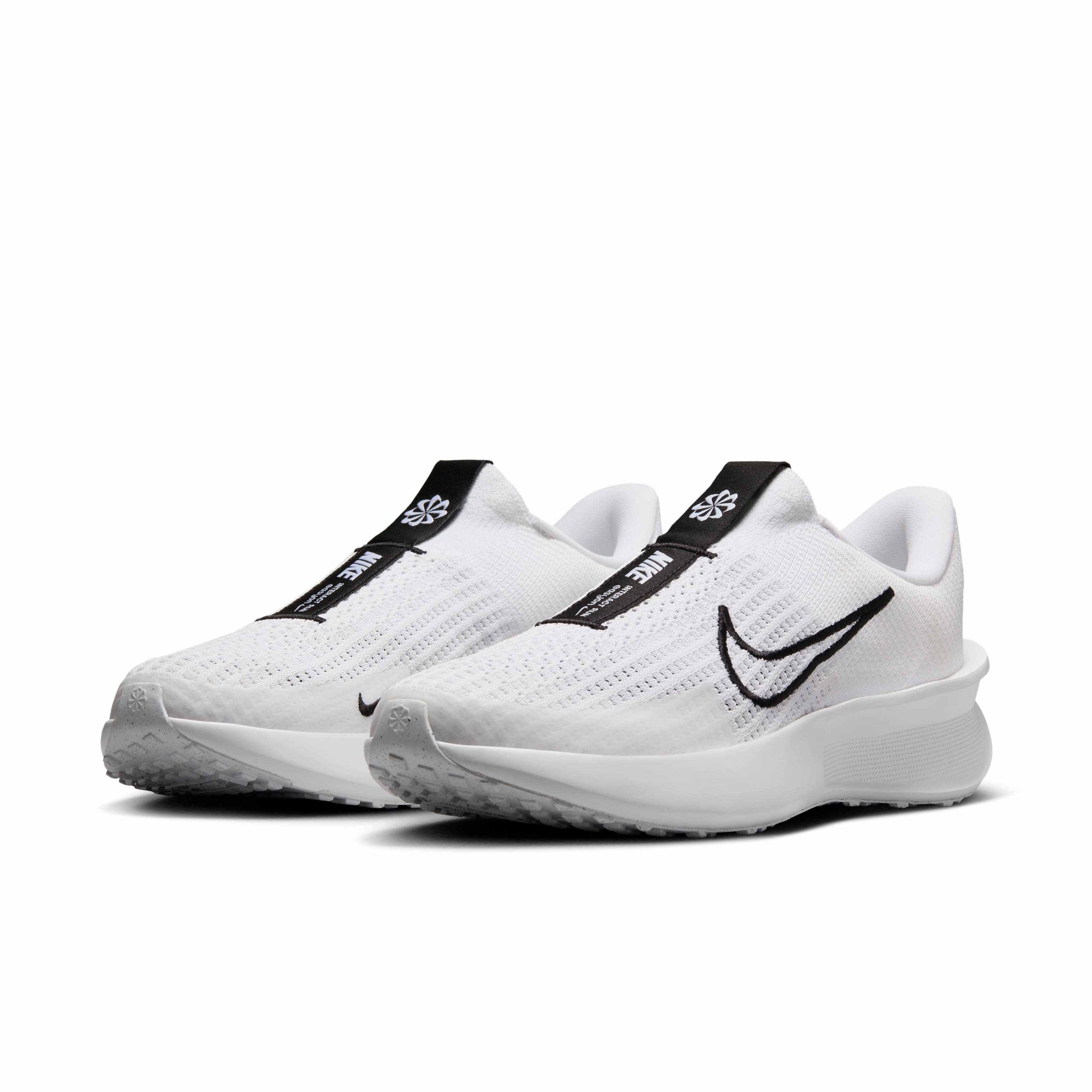 Nike Interact Run EasyOn "White/White/Black" Men's Running Shoe - WHITE/WHITE/BLACK Thumbnail View 3