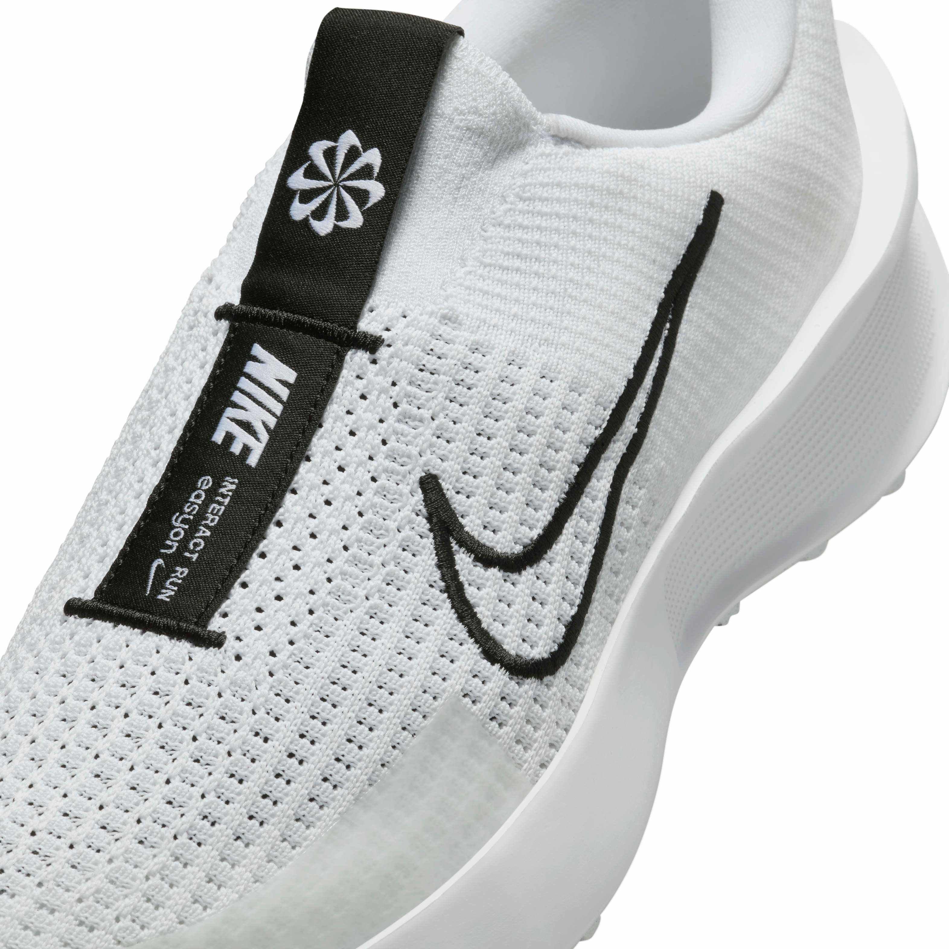 Nike Interact Run EasyOn "White/White/Black" Men's Running Shoe - WHITE/WHITE/BLACK Thumbnail View 7